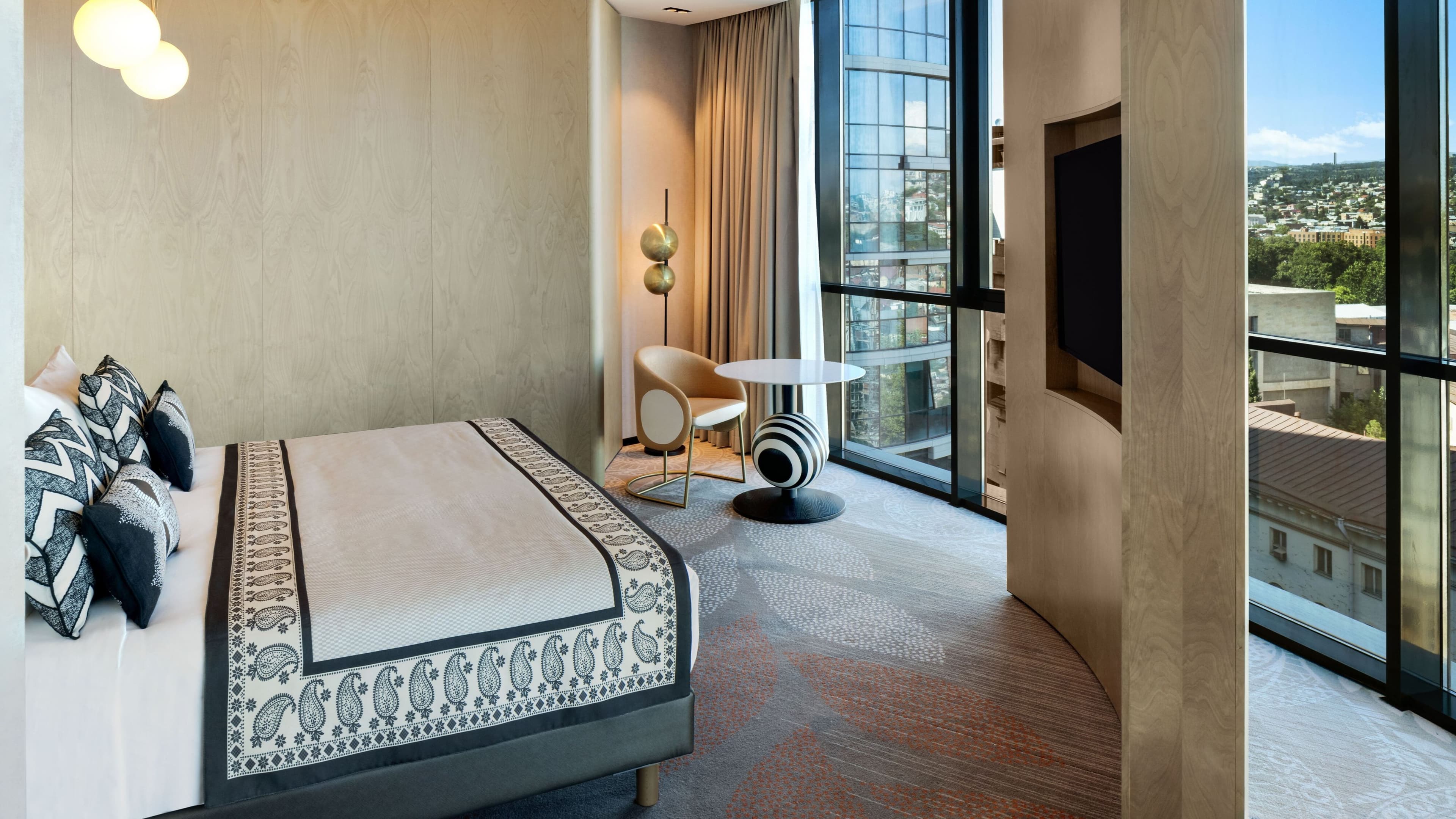 Paragraph Freedom Square, a Luxury Collection Hotel, Tbilisi — 18