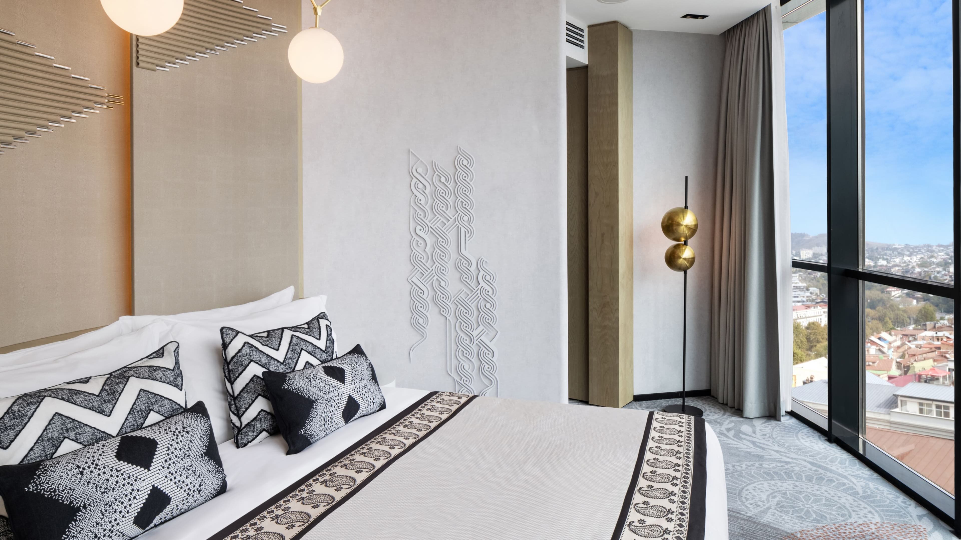 Paragraph Freedom Square, a Luxury Collection Hotel, Tbilisi — 32