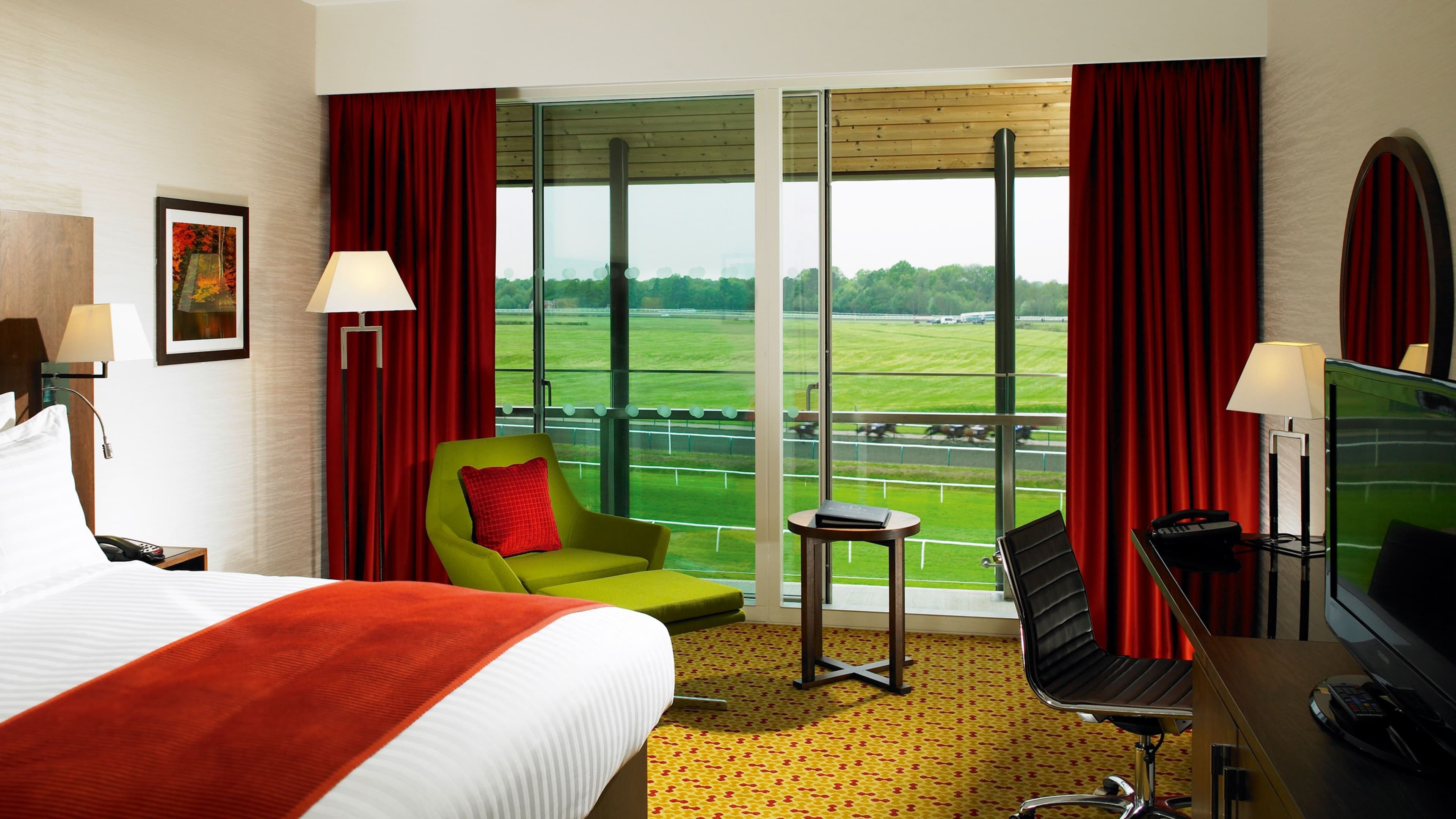 Lingfield Park Marriott Hotel & Country Club — 32