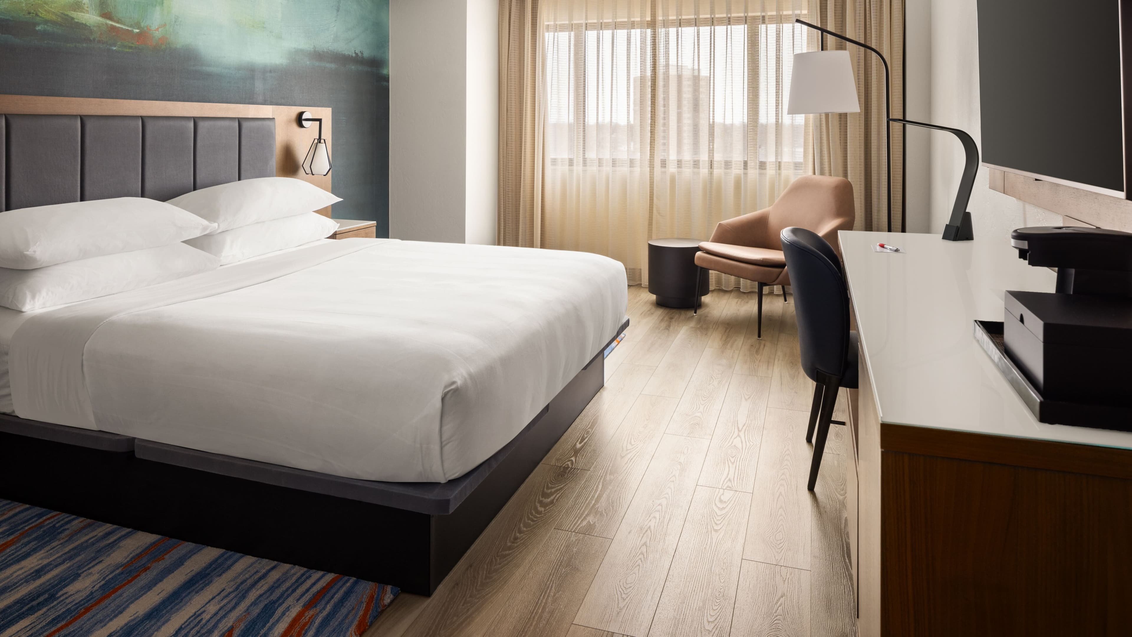 Oshkosh Marriott Waterfront Hotel & Convention Center - Image 3