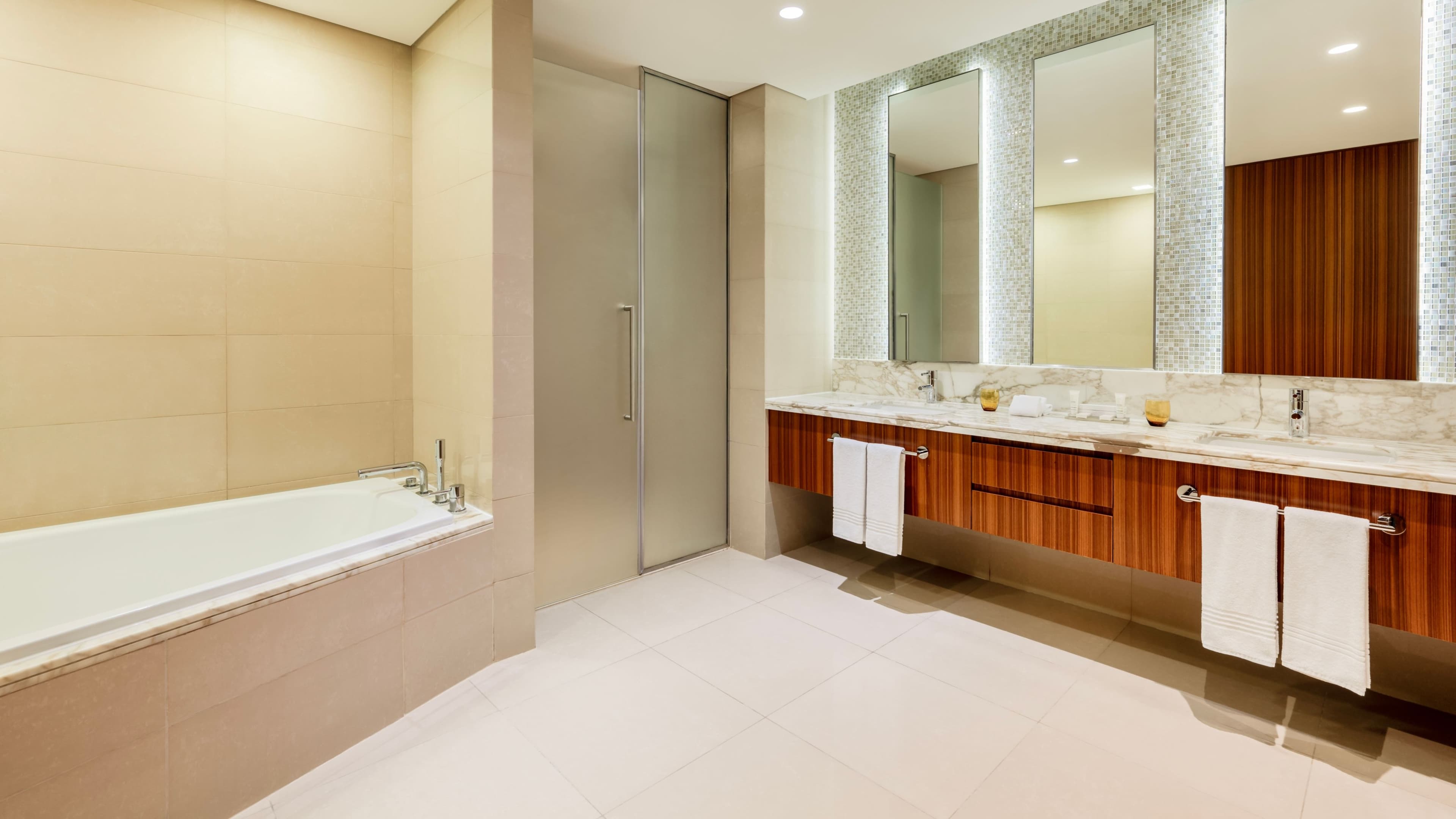 Marriott Hotel Downtown, Abu Dhabi — 28