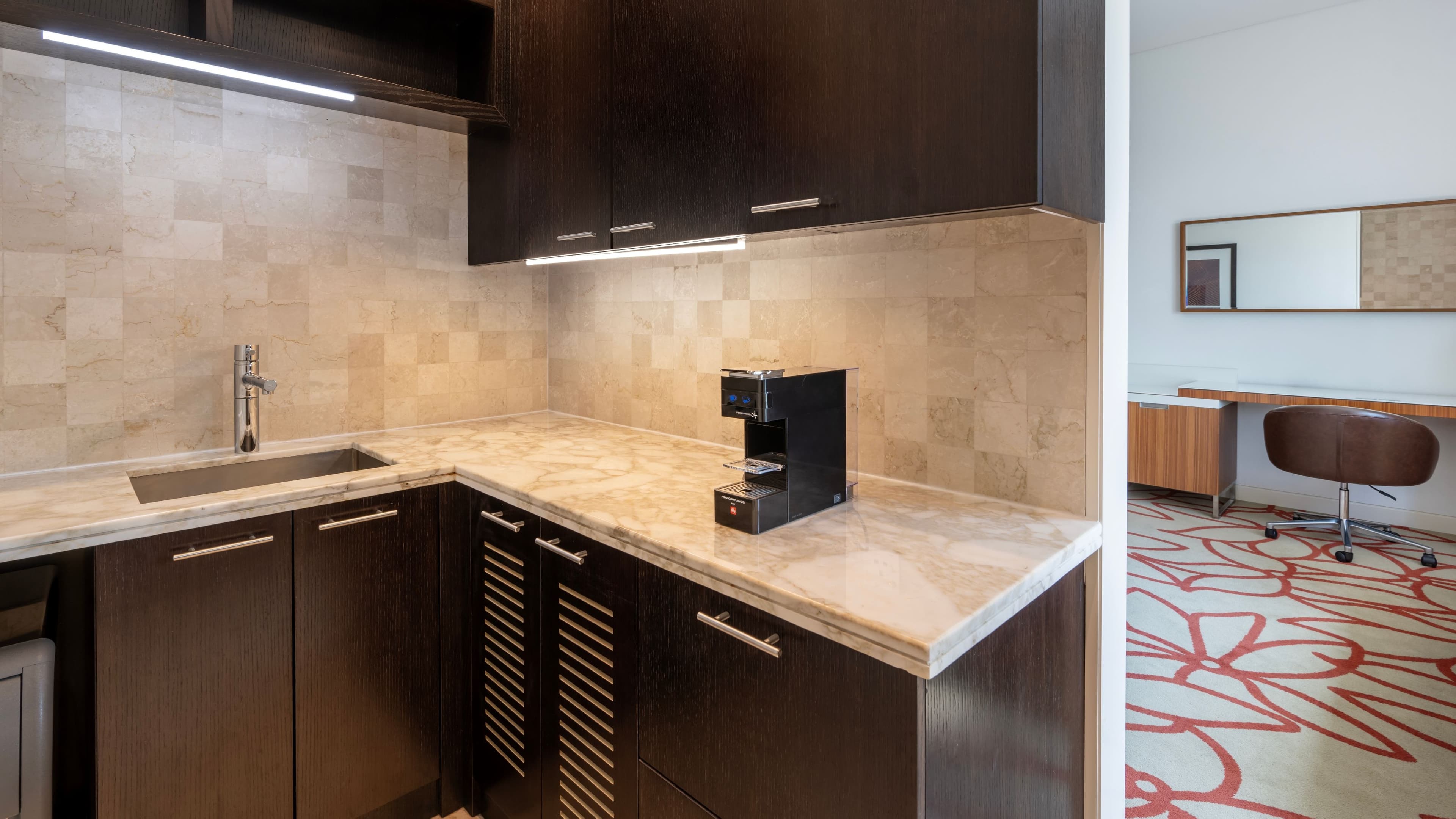 Marriott Hotel Downtown, Abu Dhabi — 25