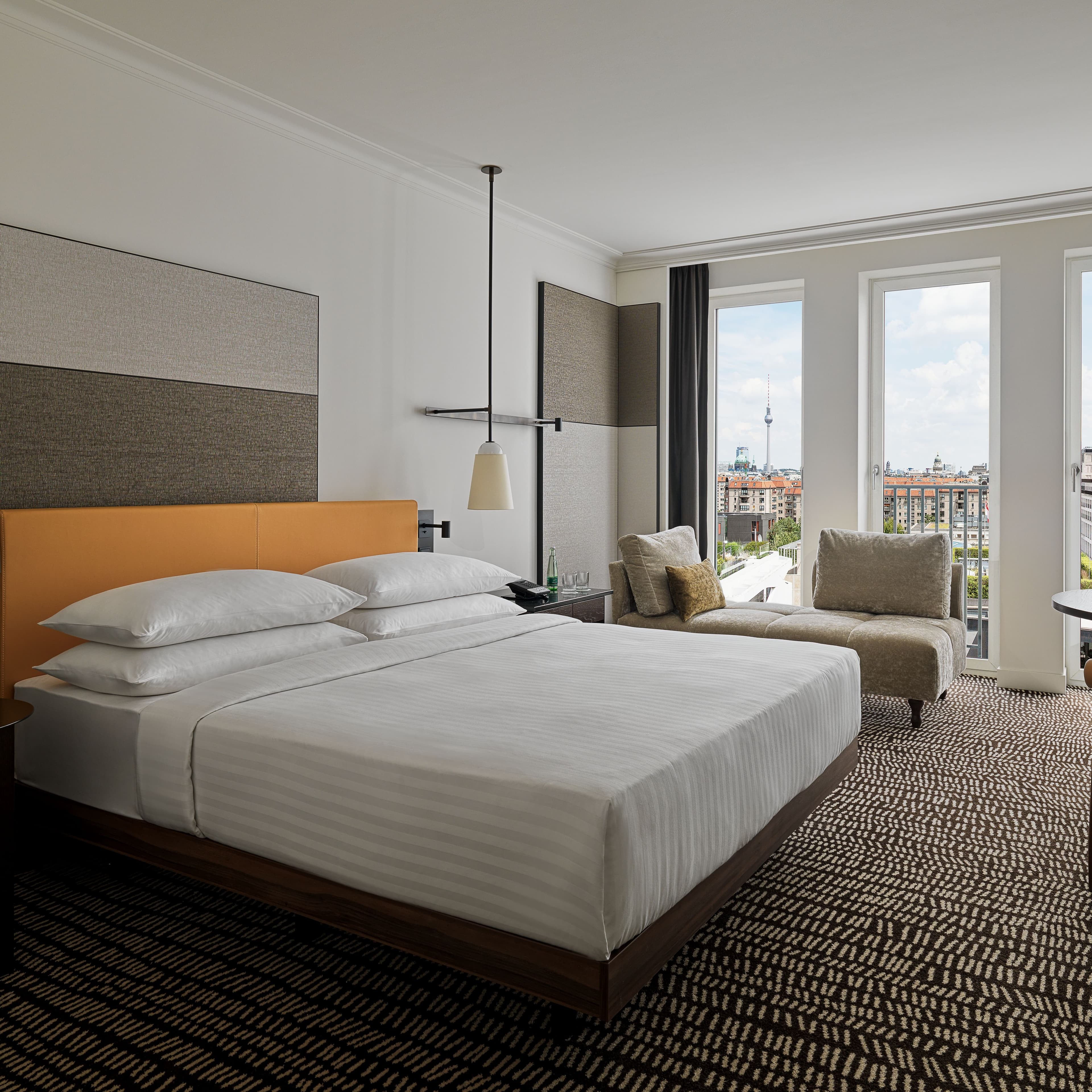 Berlin Marriott Hotel - Image 1