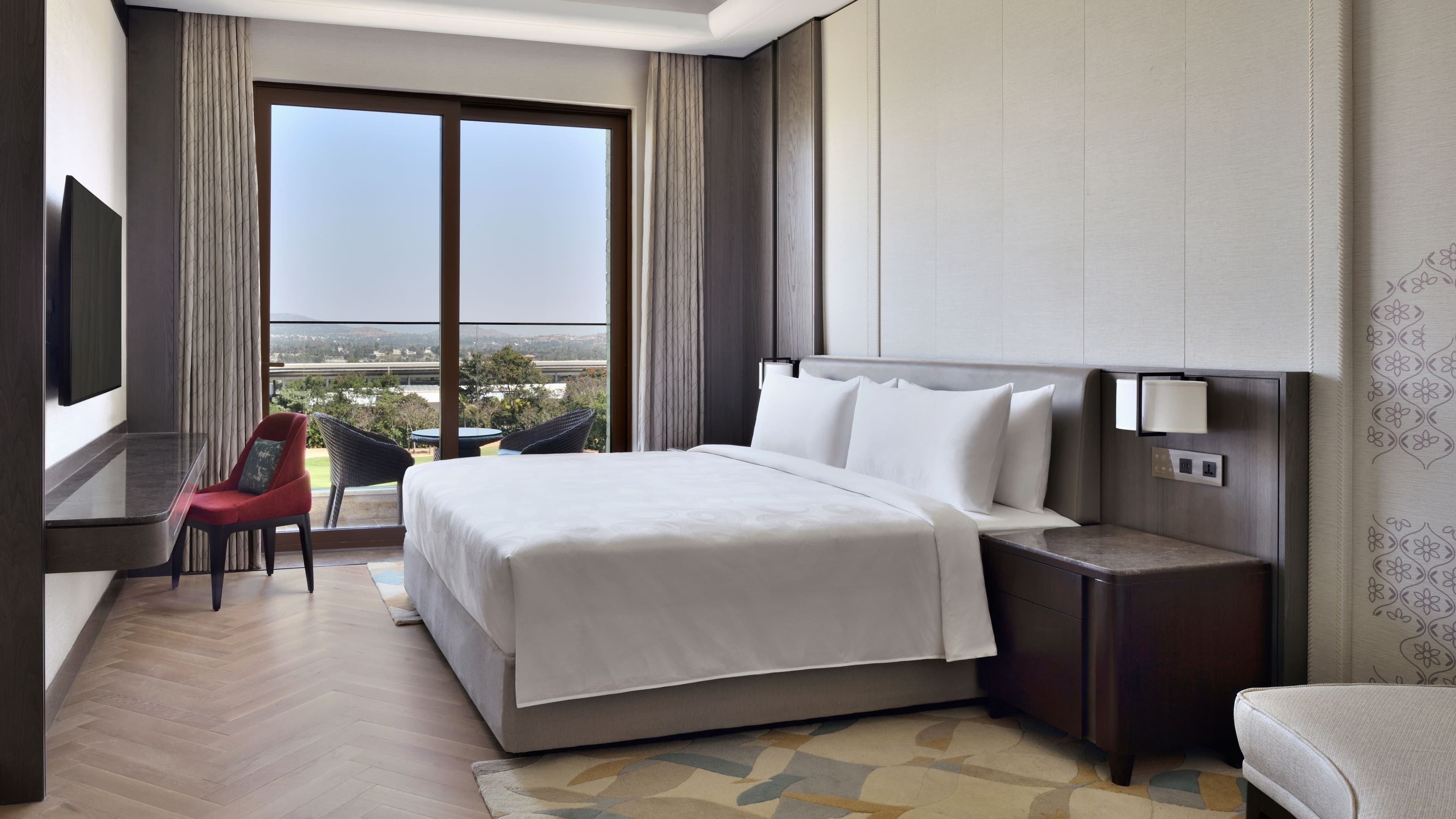 JW Marriott Bengaluru Prestige Golfshire Resort & Spa - Image 2