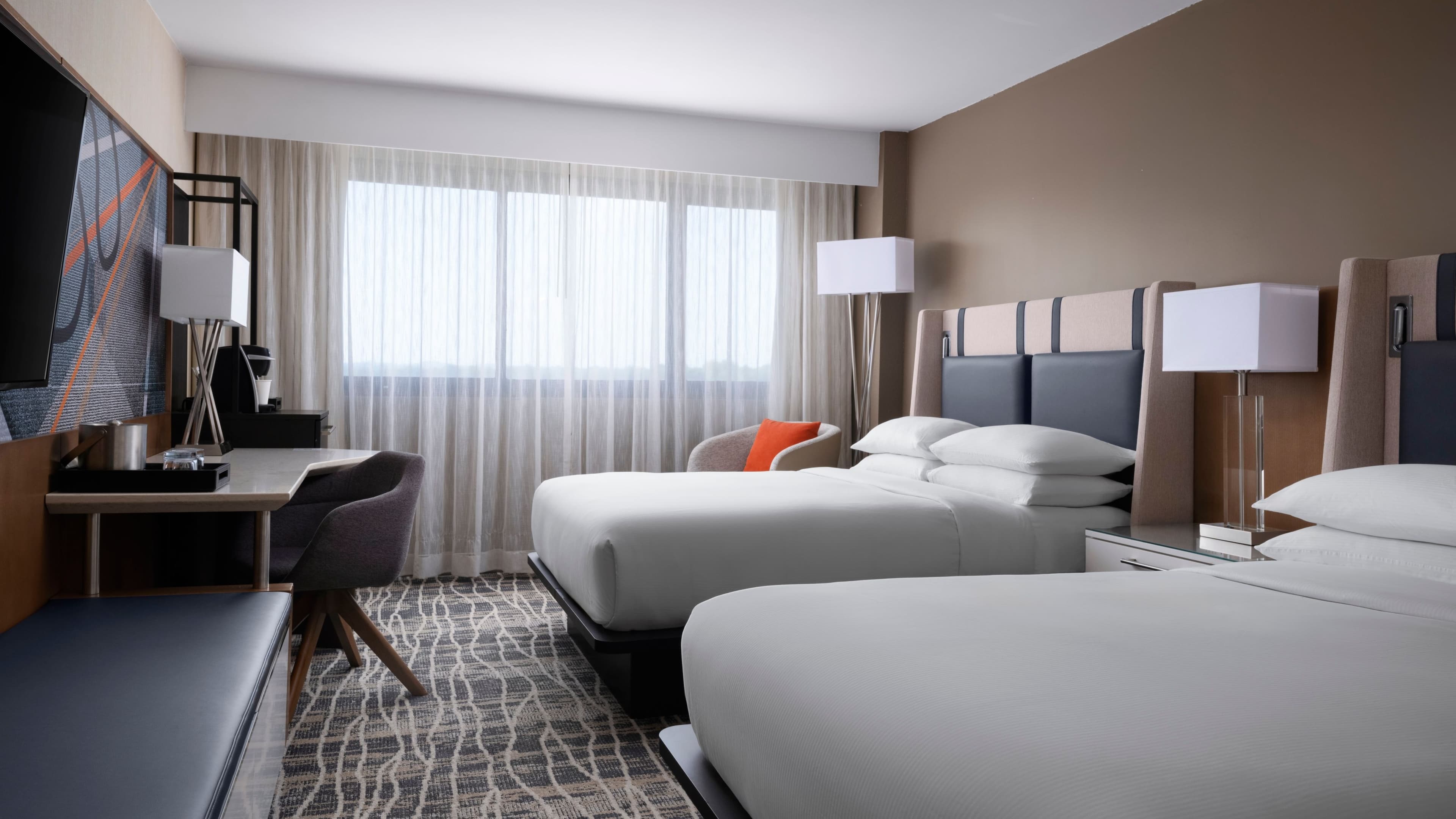 Nashville Airport Marriott — 8