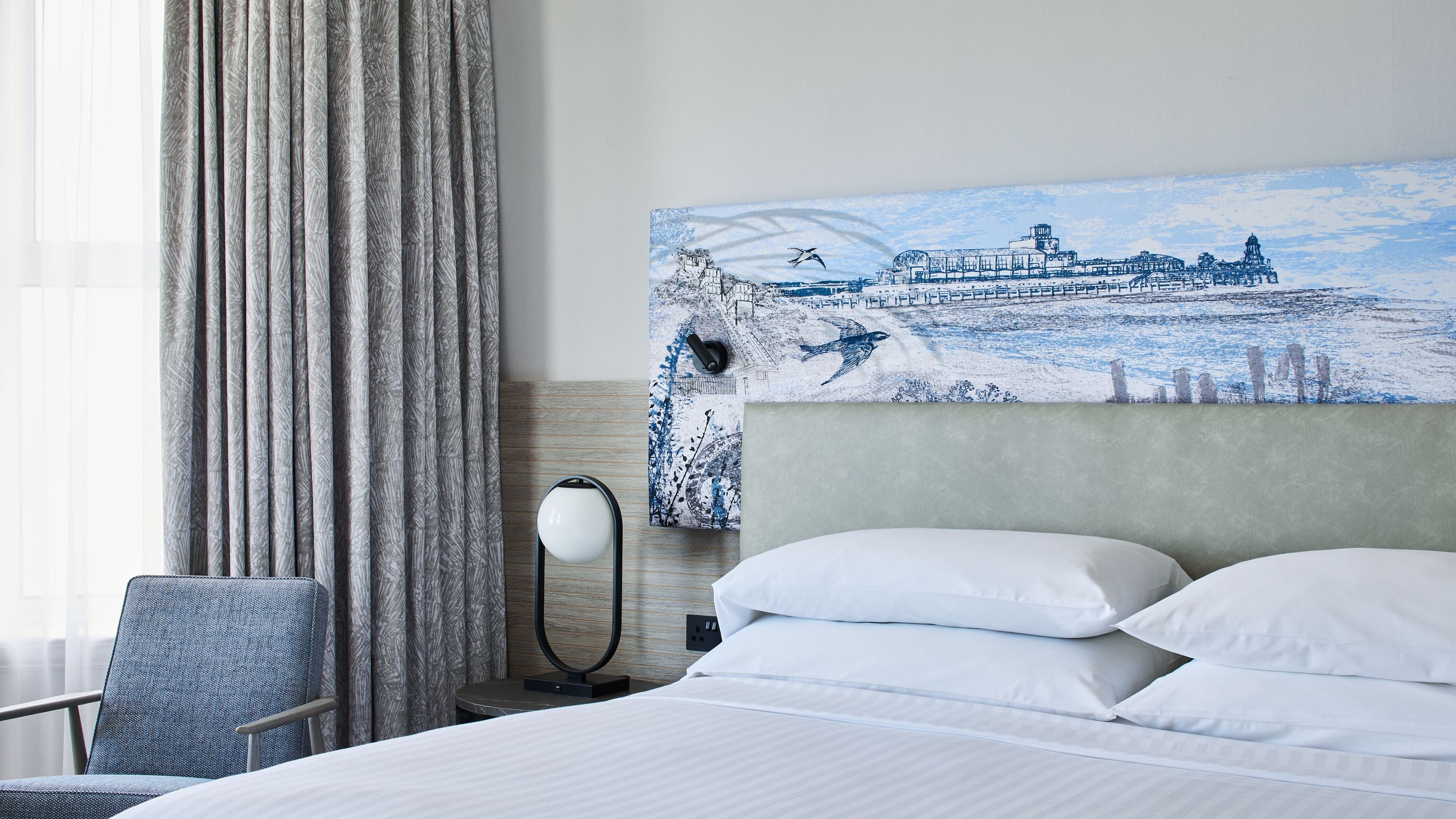 Deluxe Room - Image 4