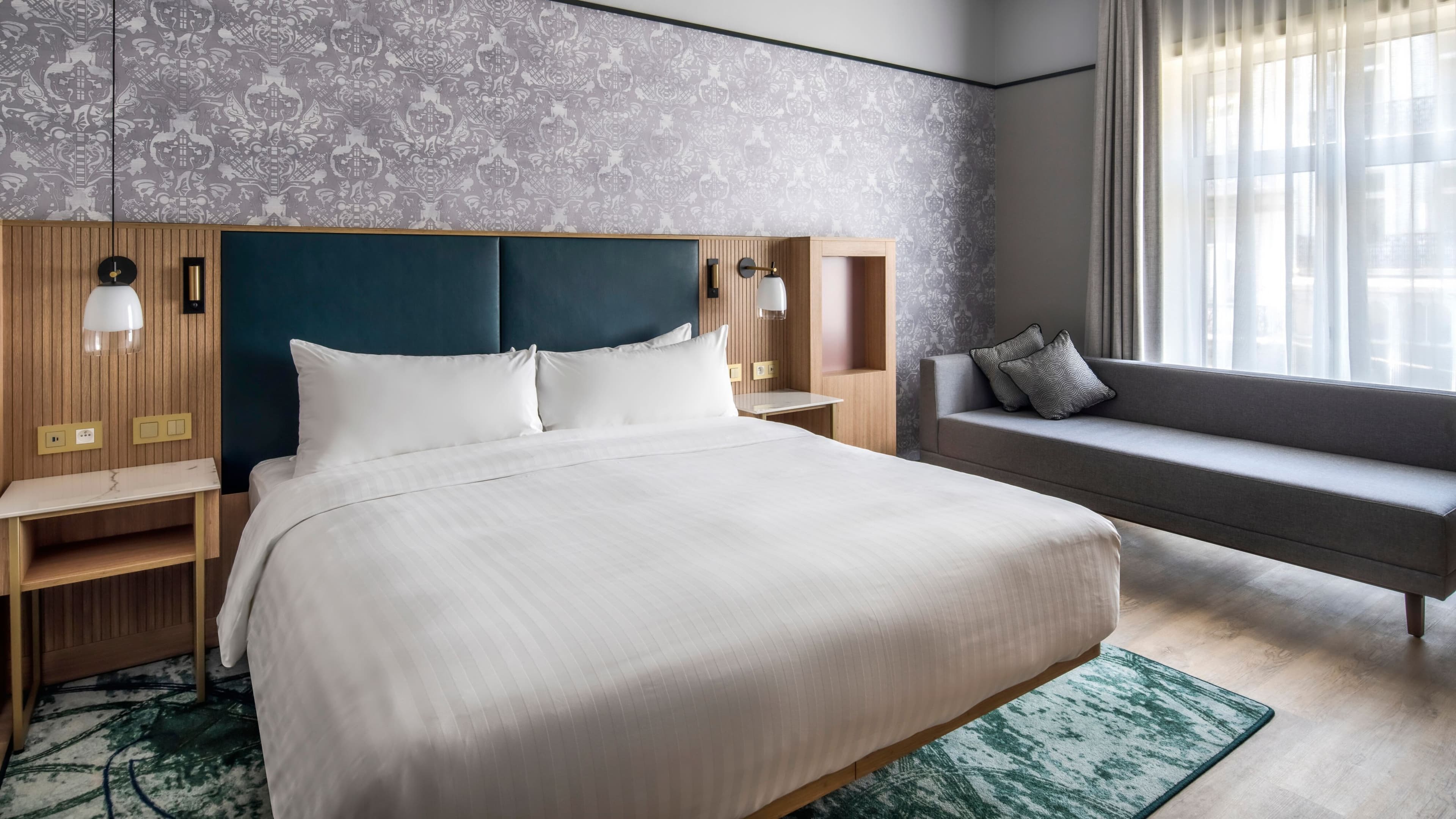 Deluxe Guest room - Image 1