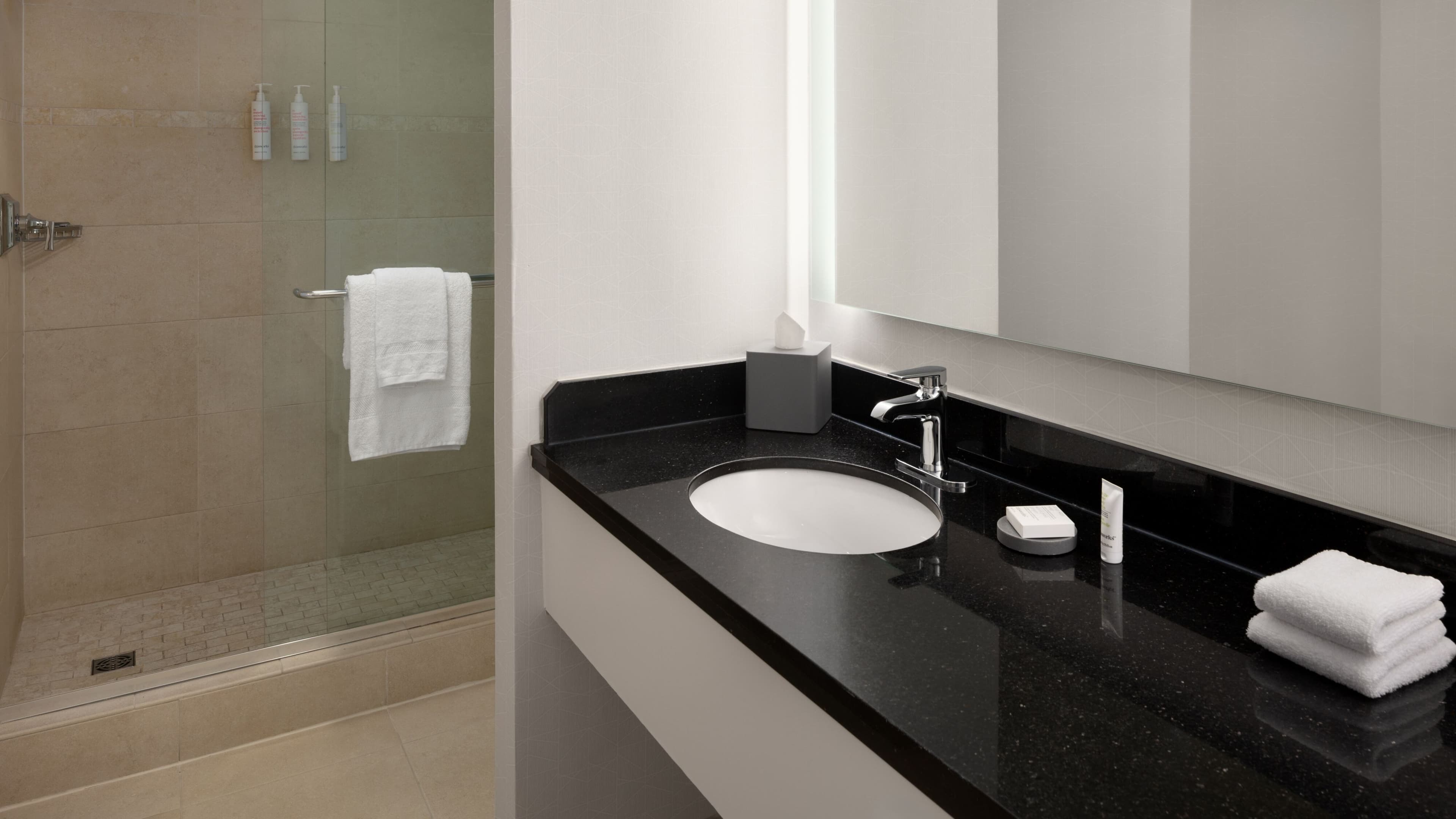 Baltimore Marriott Inner Harbor at Camden Yards — 16
