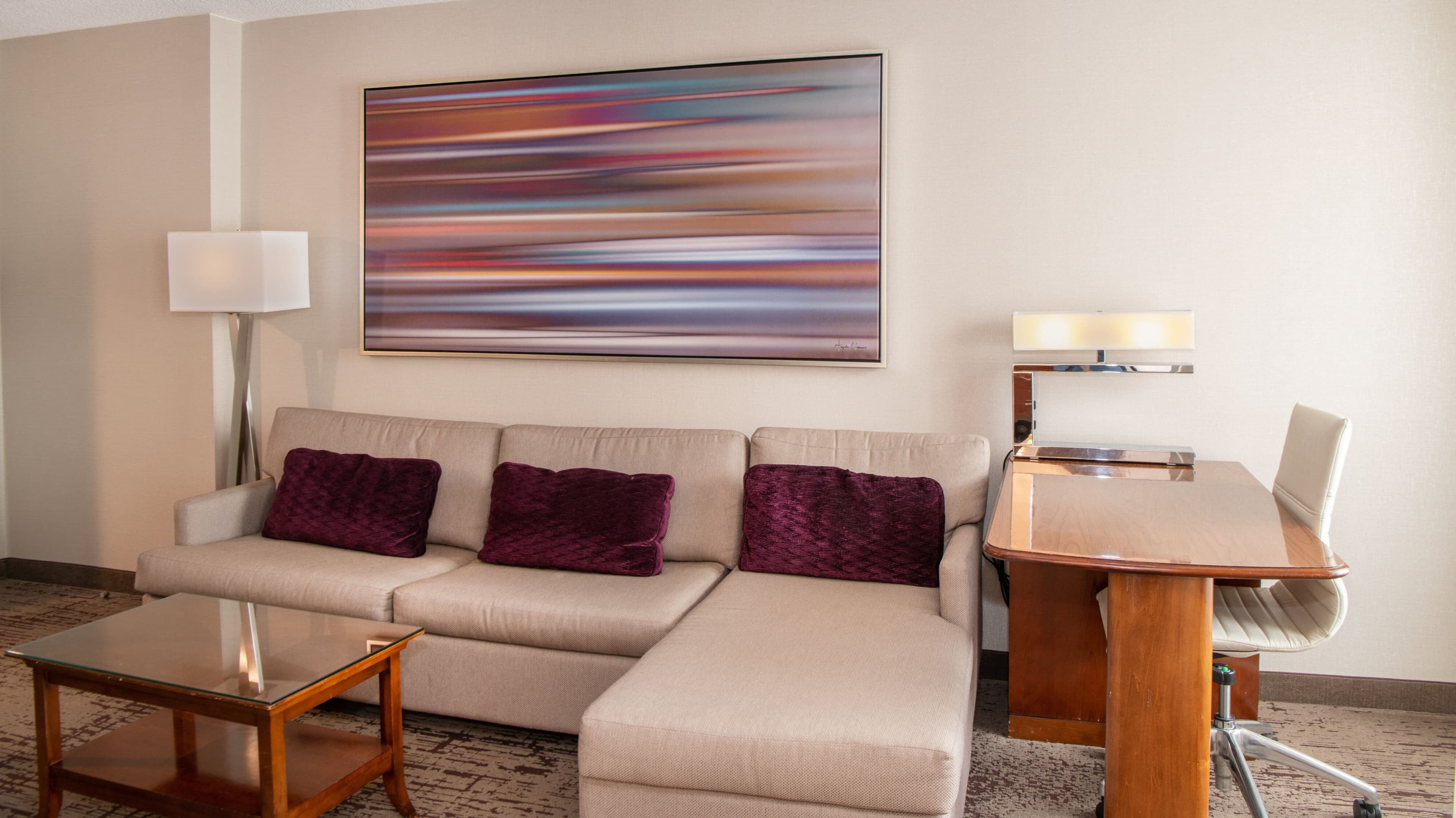 Holiday Inn Express & Suites Chicago O'Hare Airport — 8