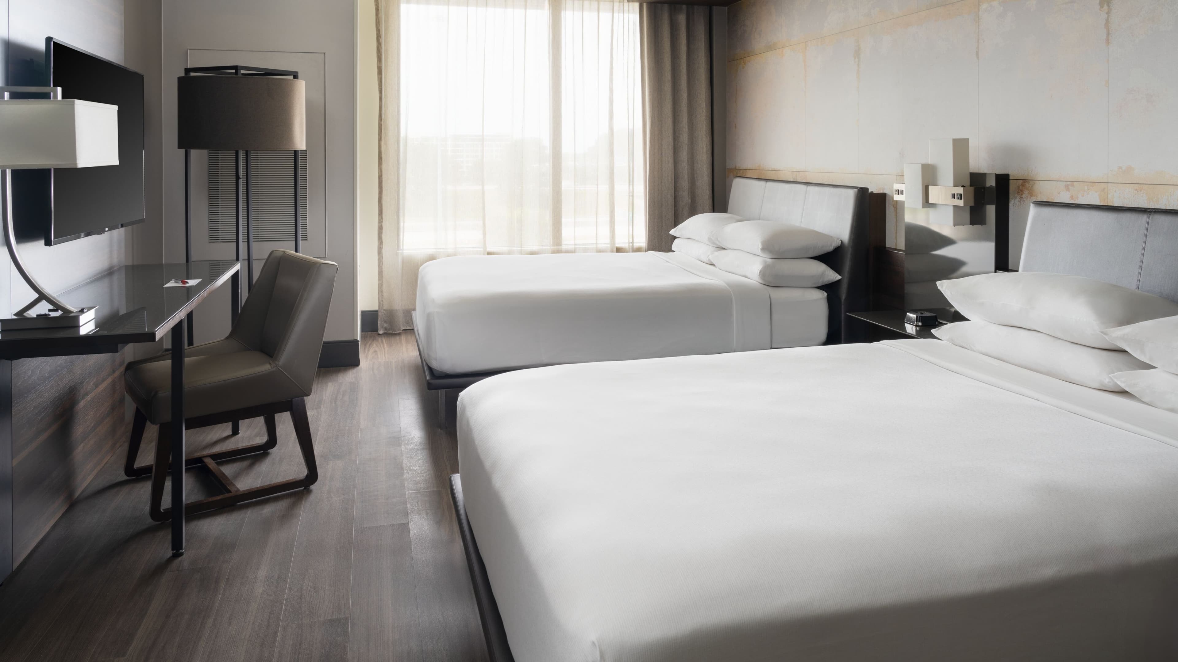 North Charleston Marriott - Image 2