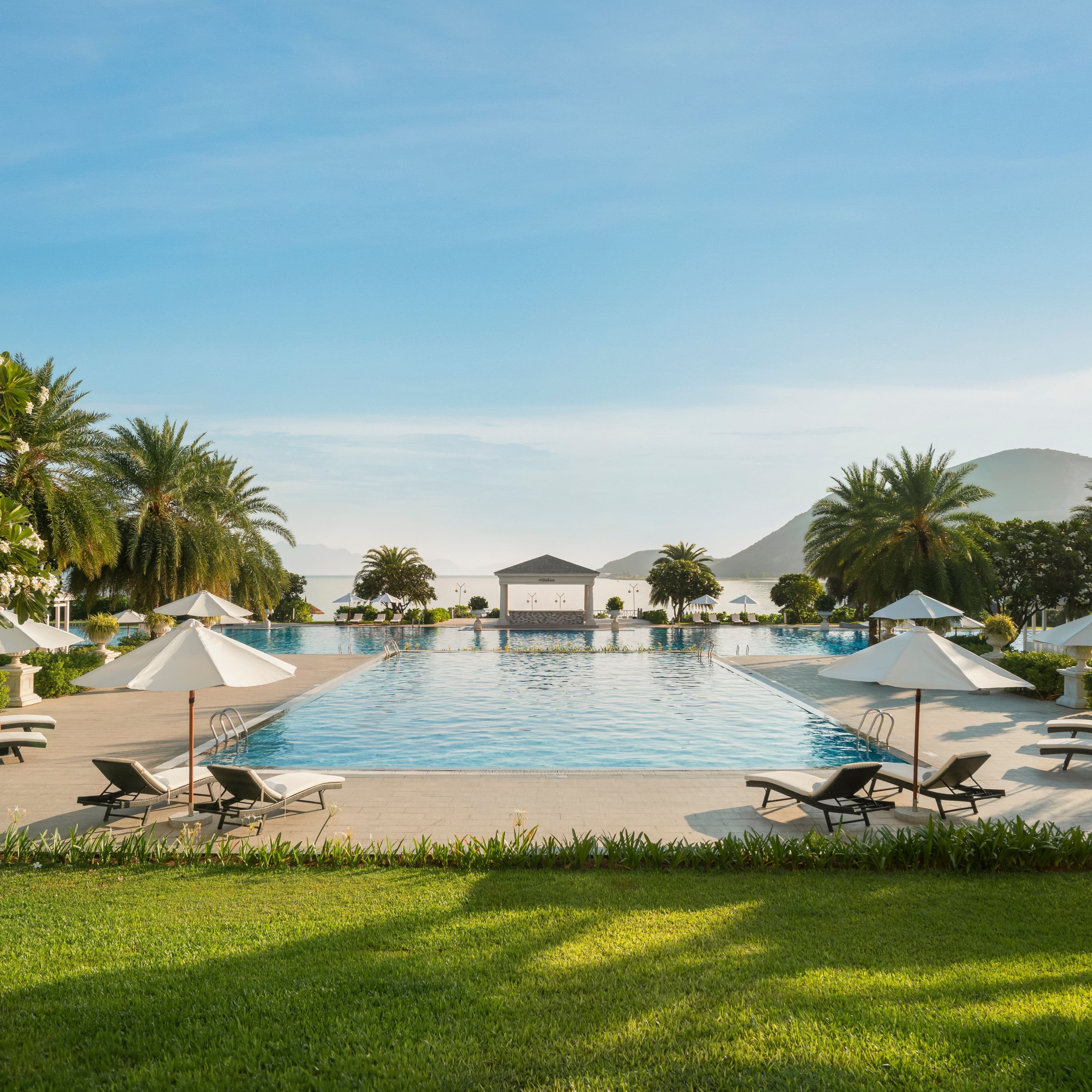 Nha Trang Marriott Resort & Spa, Hon Tre Island - Image 1