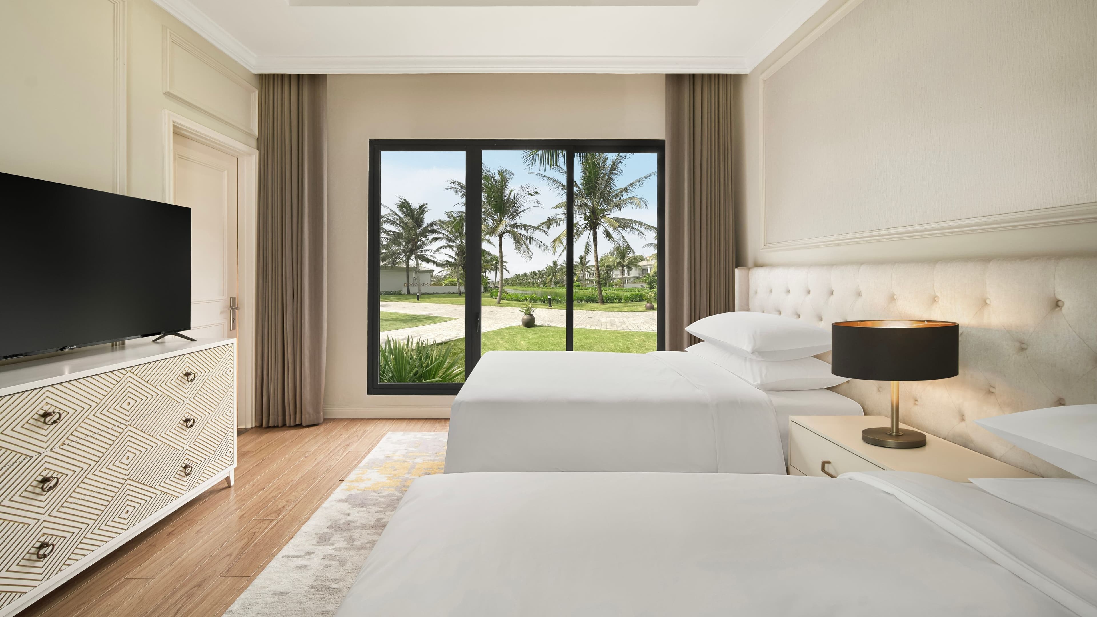 Danang Marriott Resort & Spa, Non Nuoc Beach Villas - Image 4