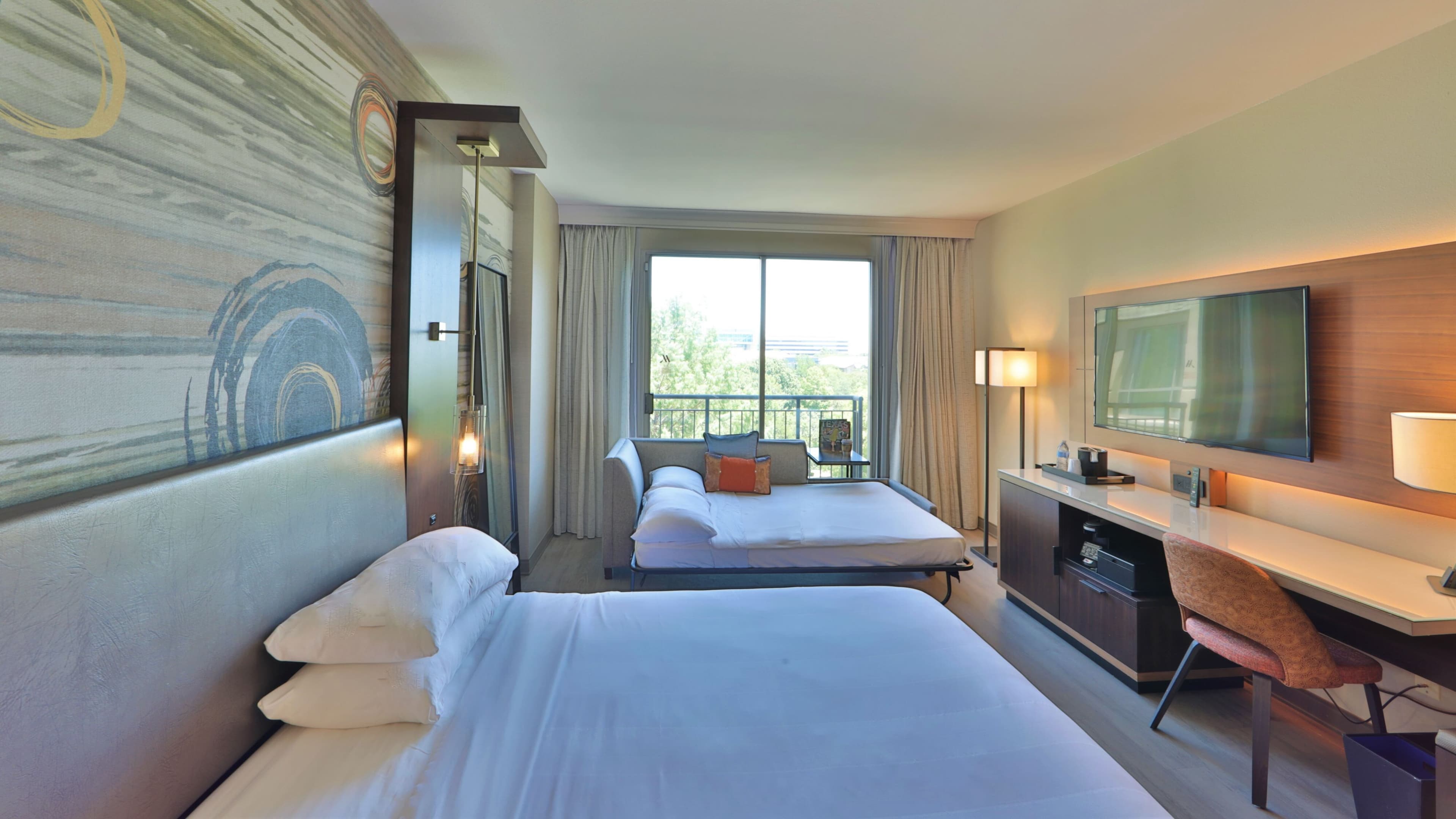 Holiday Inn Express & Suites Plano West – Frisco — 12