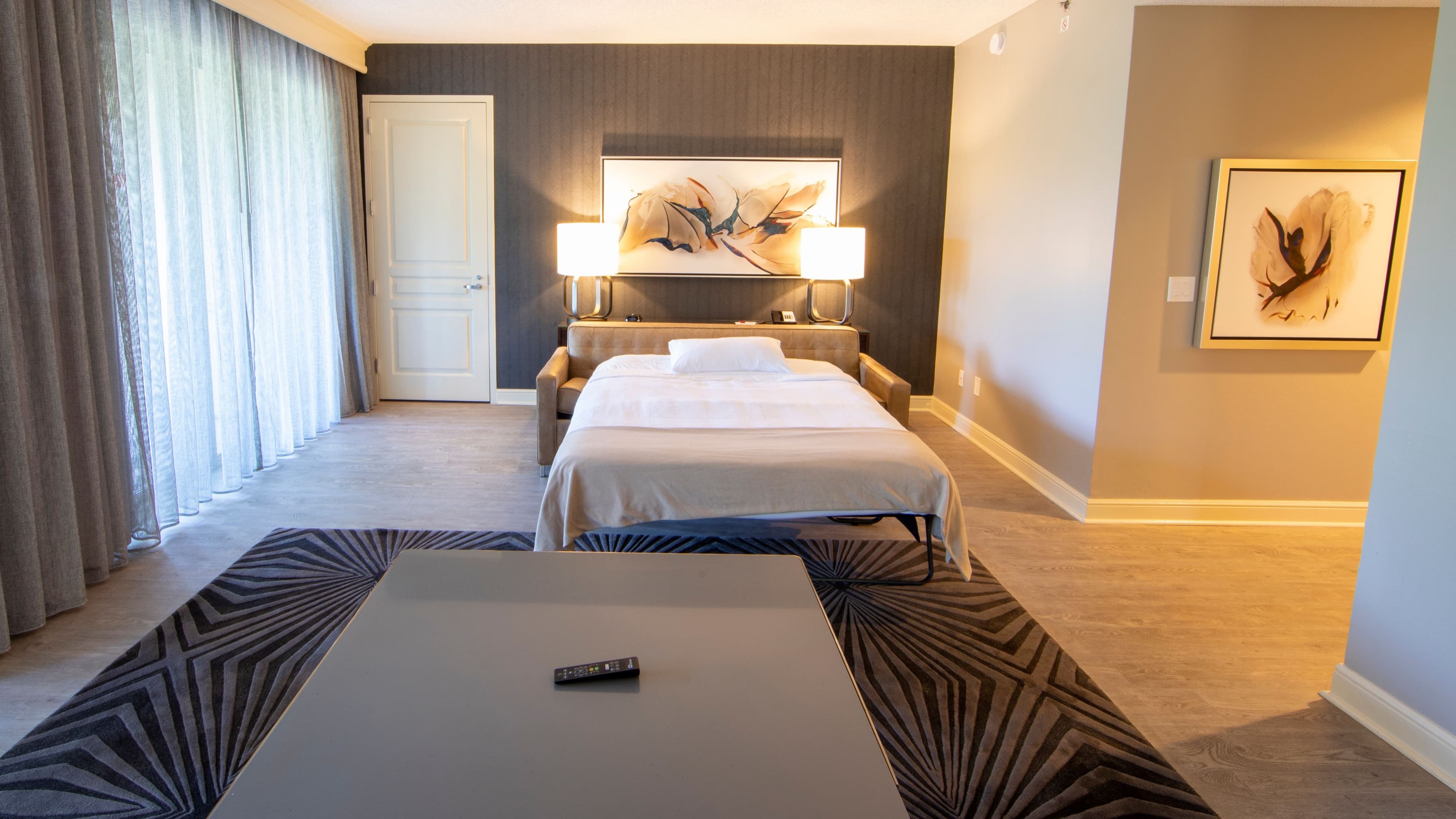 Holiday Inn Express & Suites Plano West – Frisco — 19