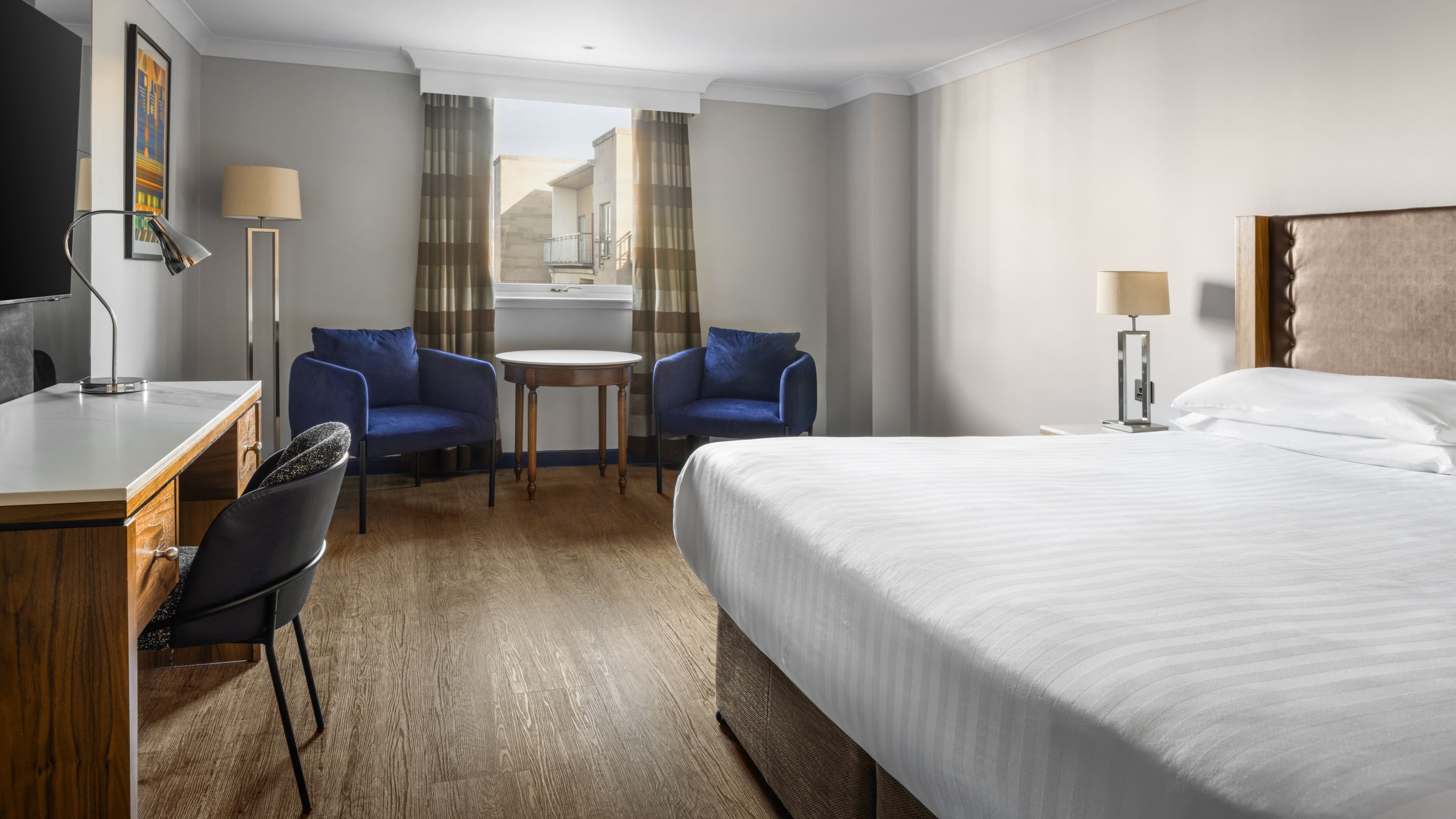 Edinburgh Marriott Hotel Holyrood — 4