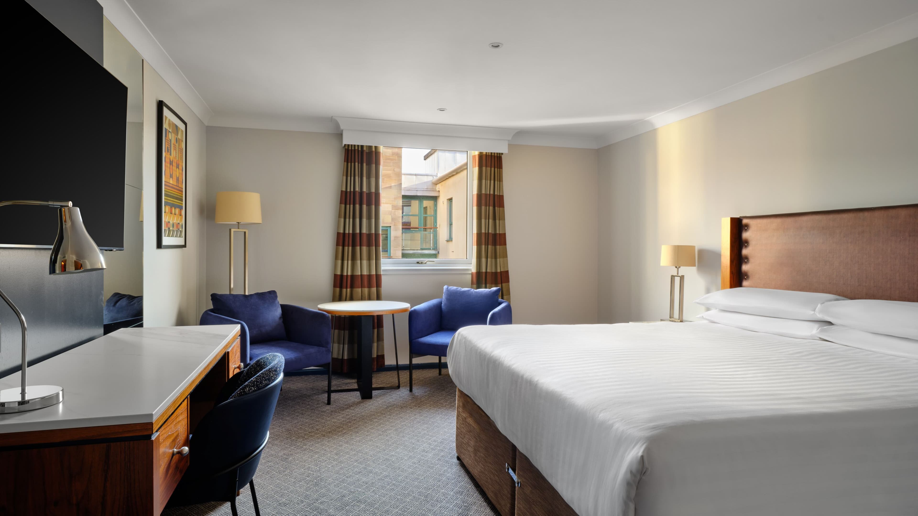 Edinburgh Marriott Hotel Holyrood — 11