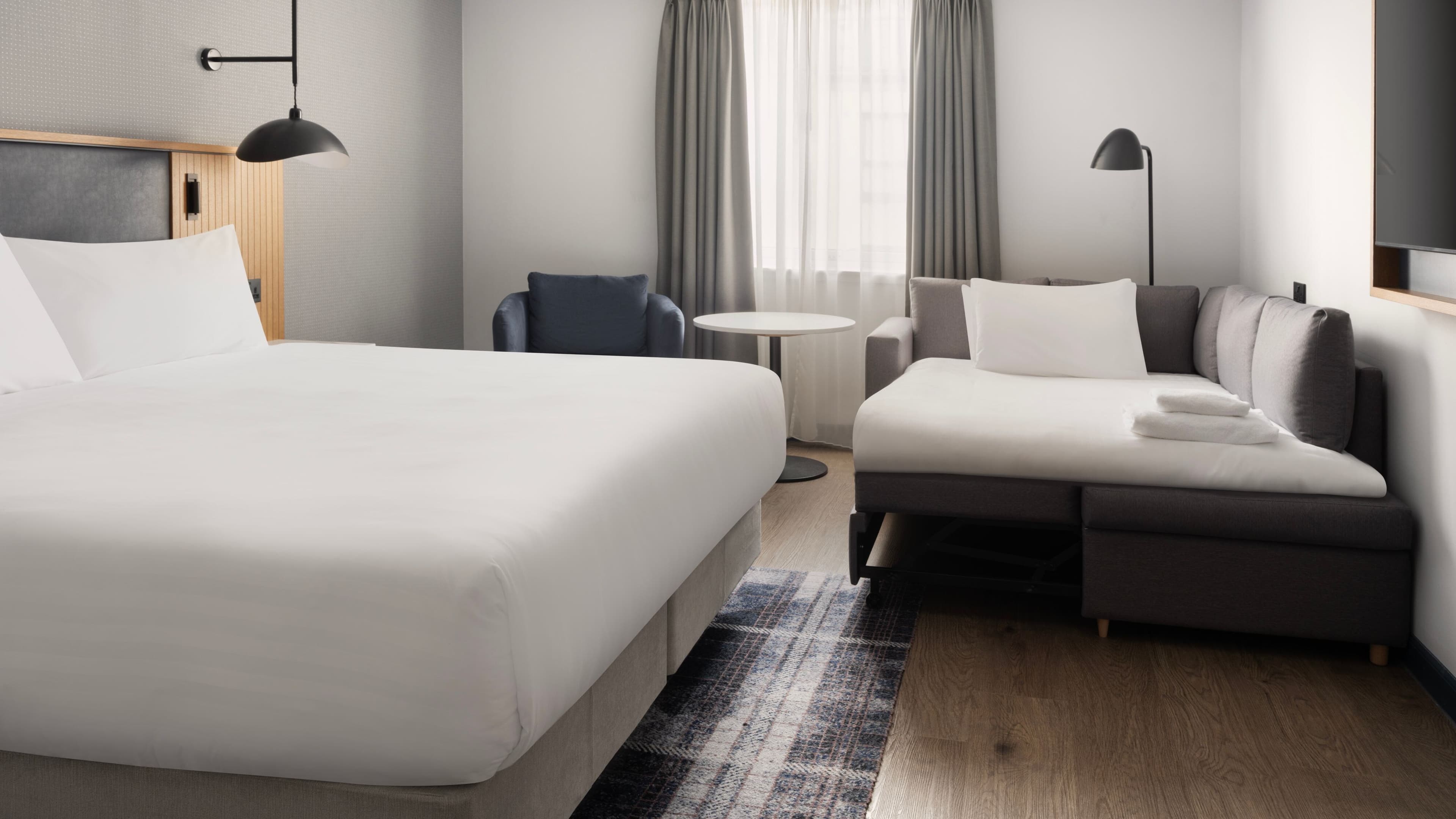 Edinburgh Marriott Hotel Holyrood — 19