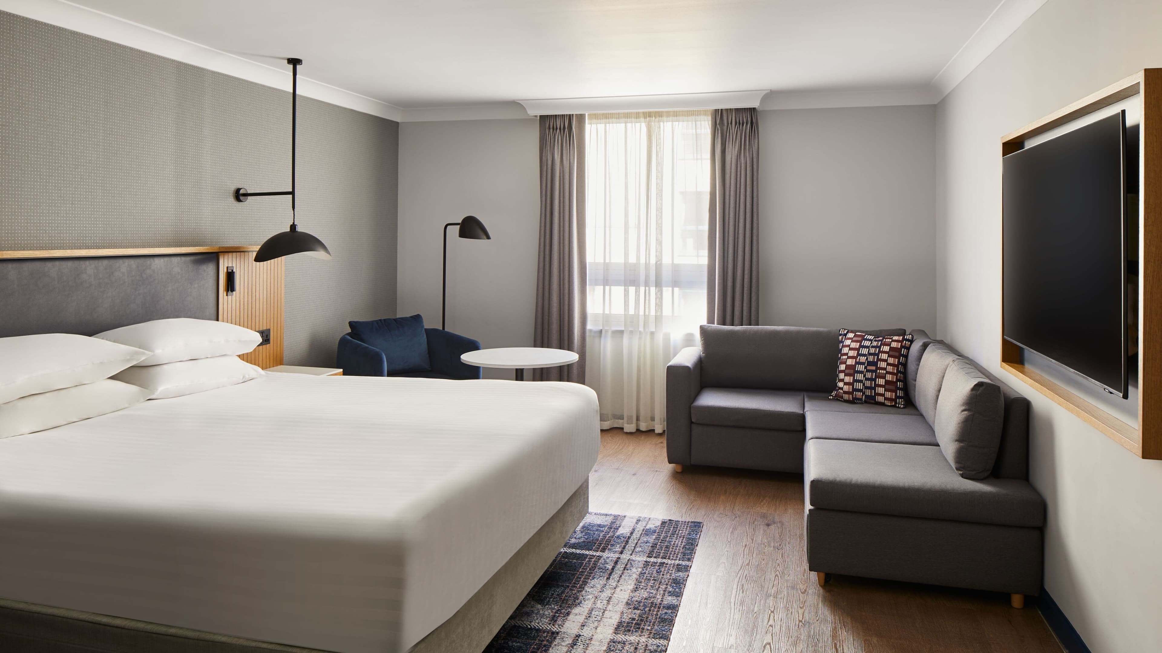 Edinburgh Marriott Hotel Holyrood — 17