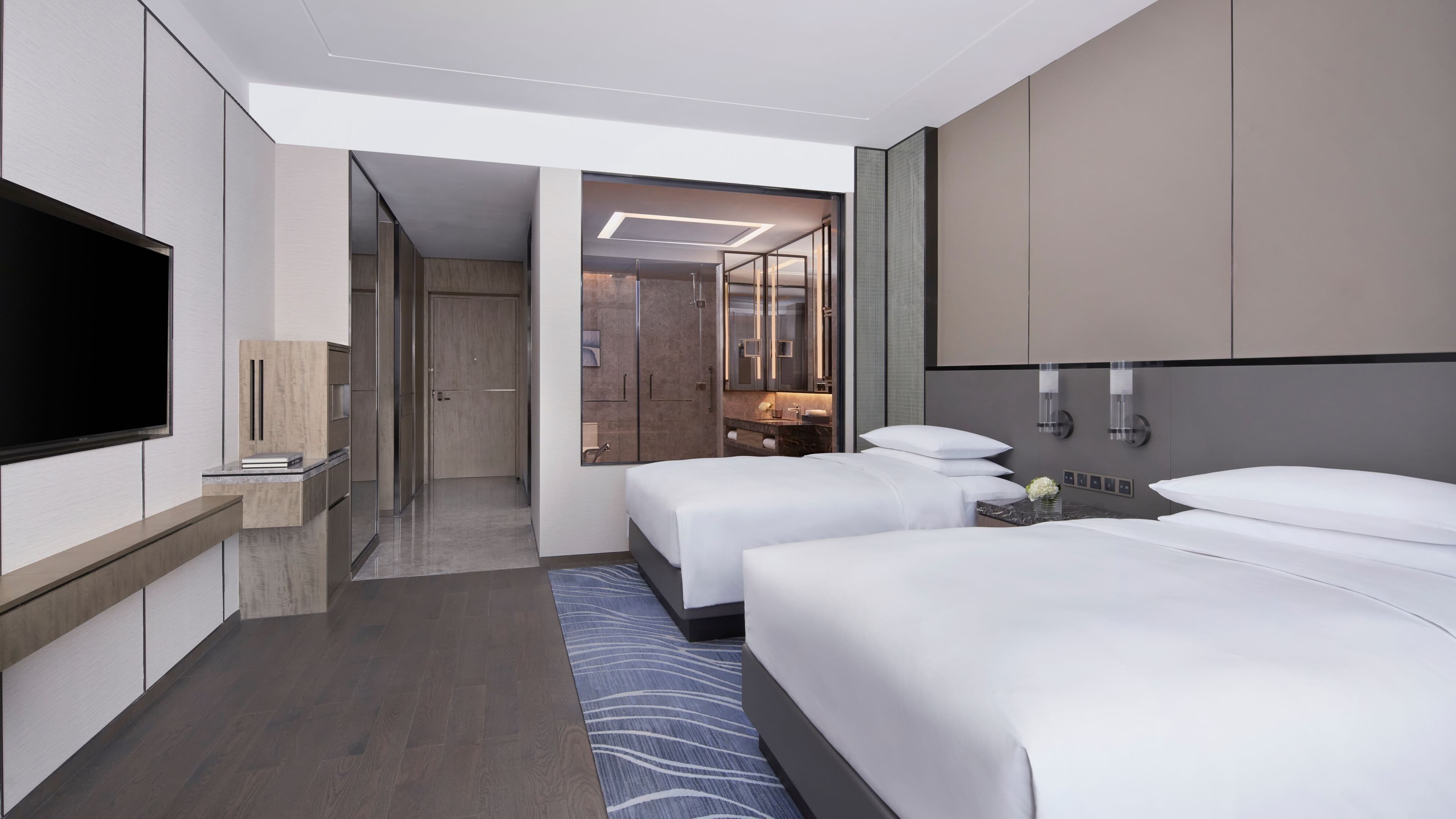 Foshan Marriott Hotel - Image 2
