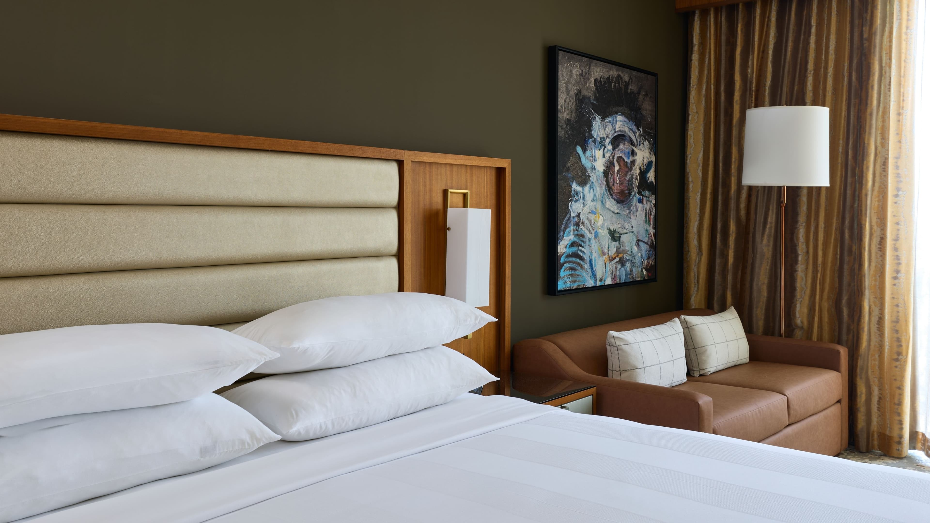 Marriott Marquis Houston - Image 3