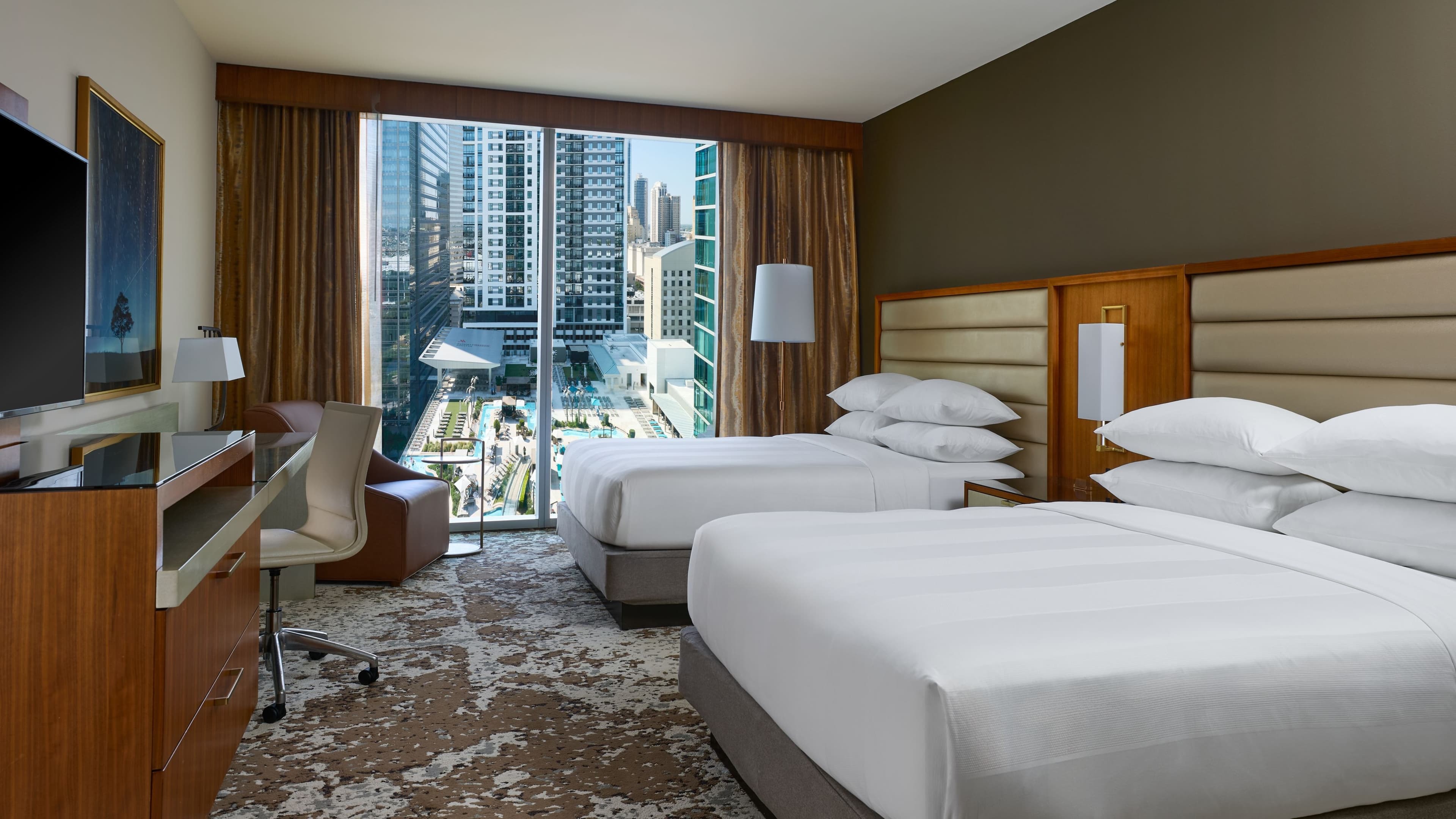 Marriott Marquis Houston — 12