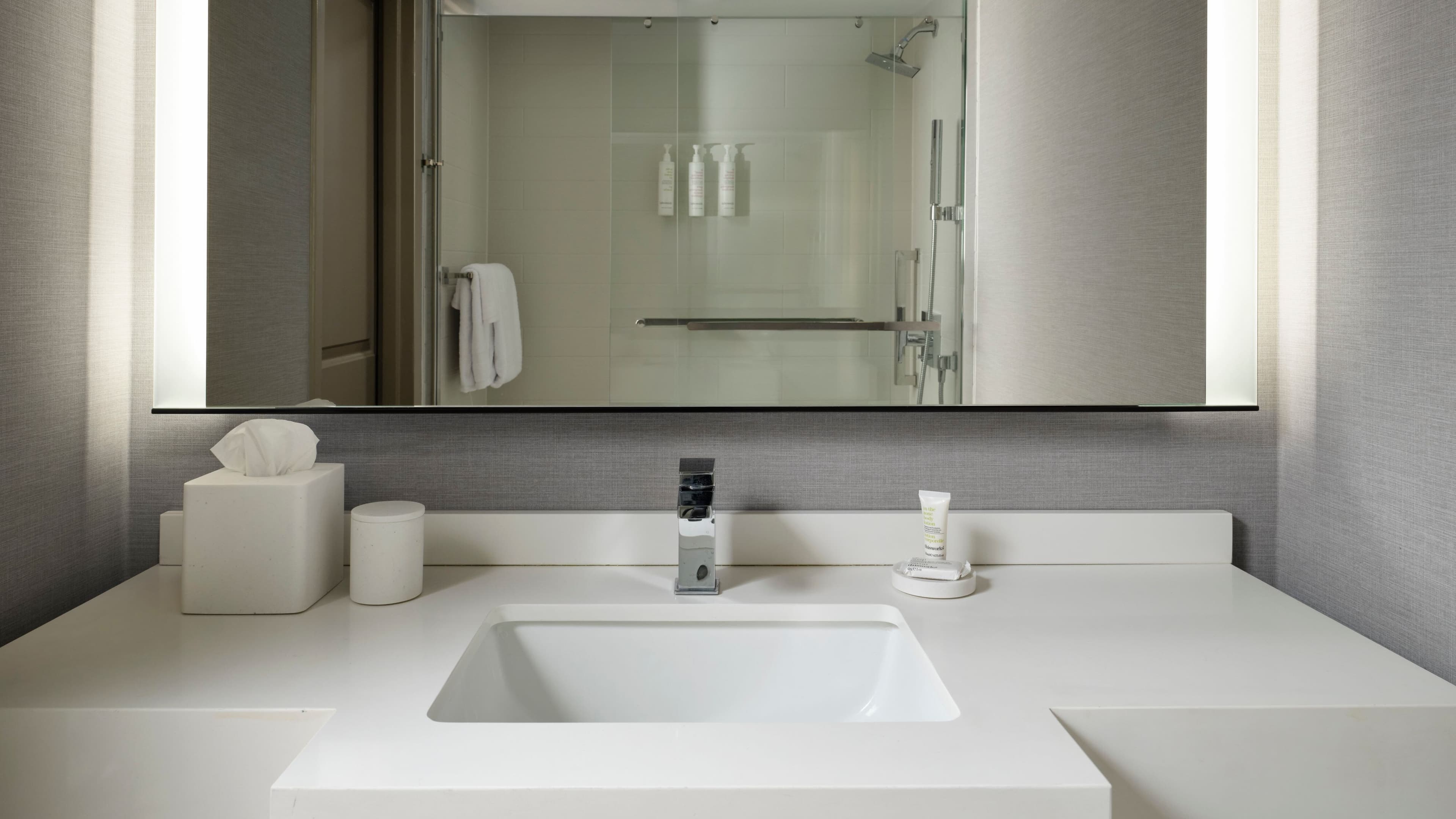 Crowne Plaza Indianapolis-Dwtn-Union Stn — 11