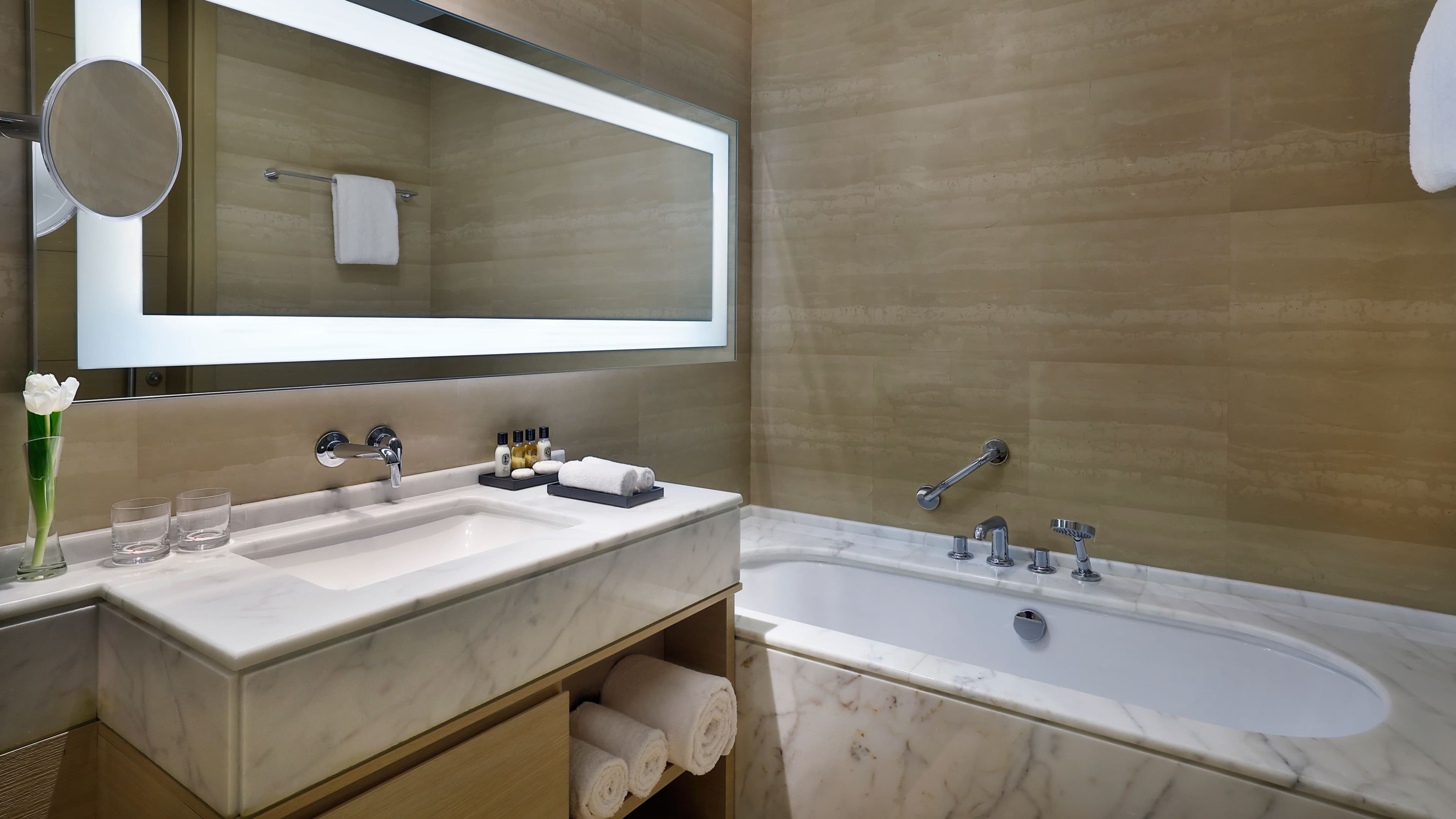 Jeddah Marriott Hotel Madinah Road — 27