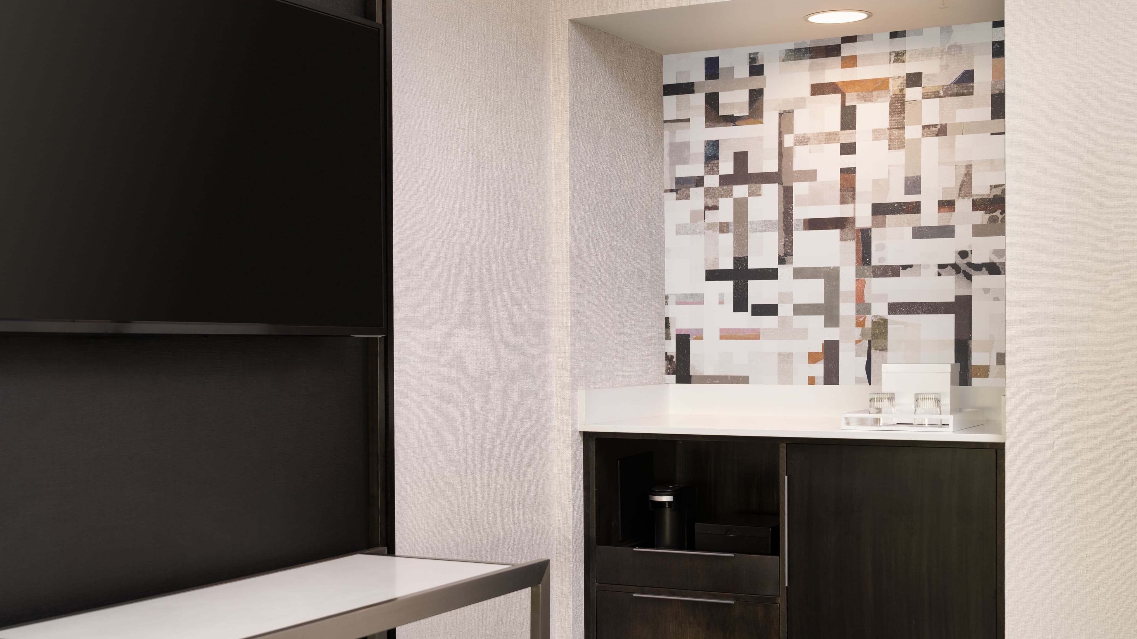 King Suite - Image 9