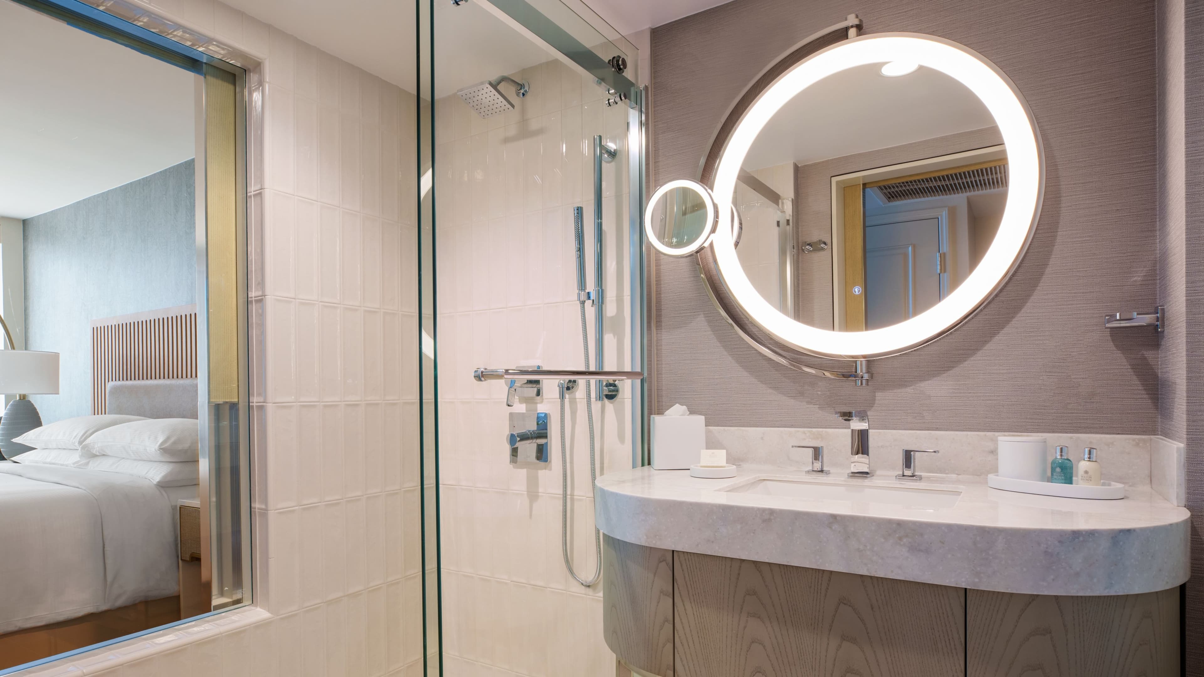 VEA Newport Beach, A Marriott Resort & Spa — 10