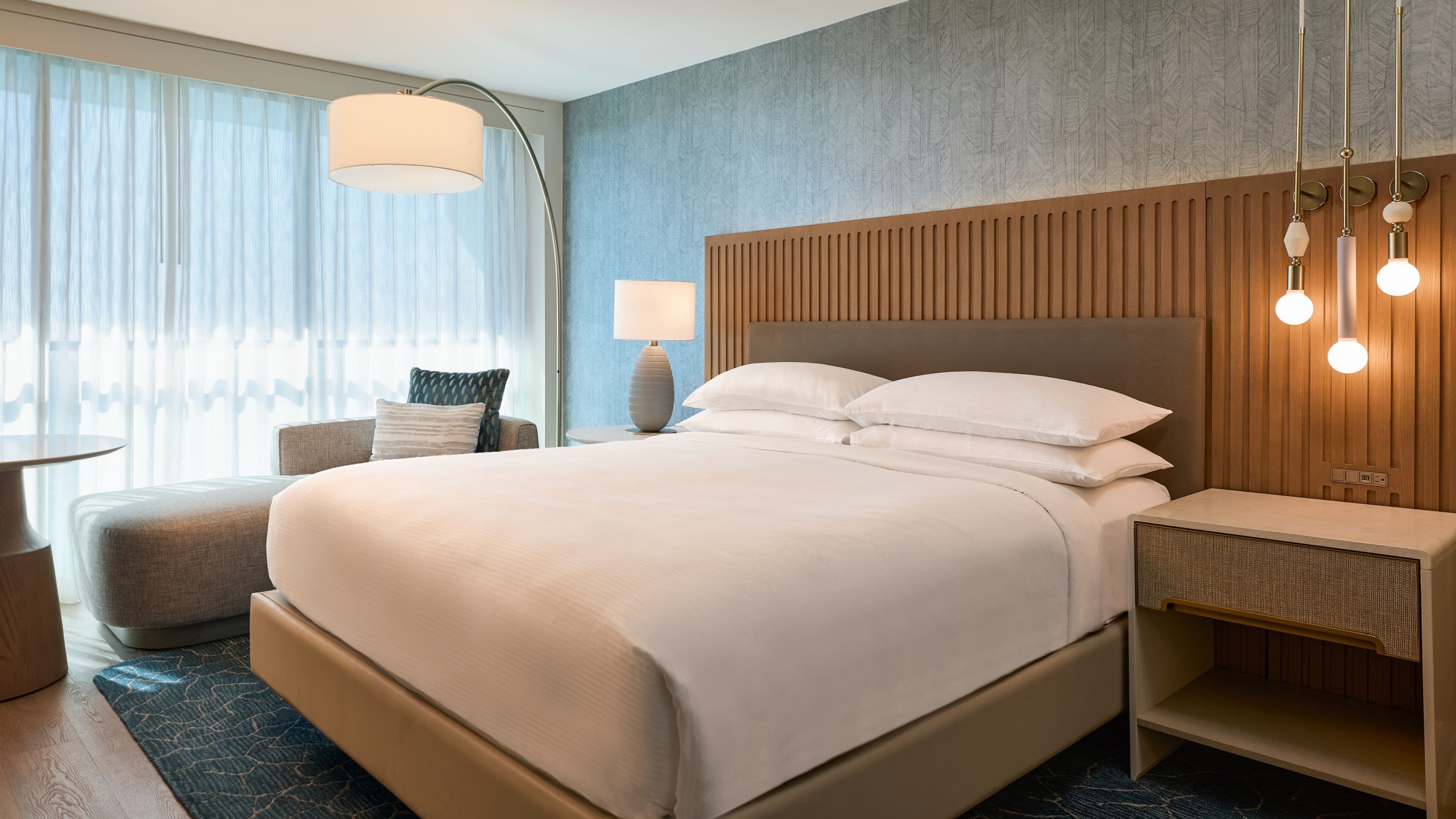 VEA Newport Beach, A Marriott Resort & Spa — 7
