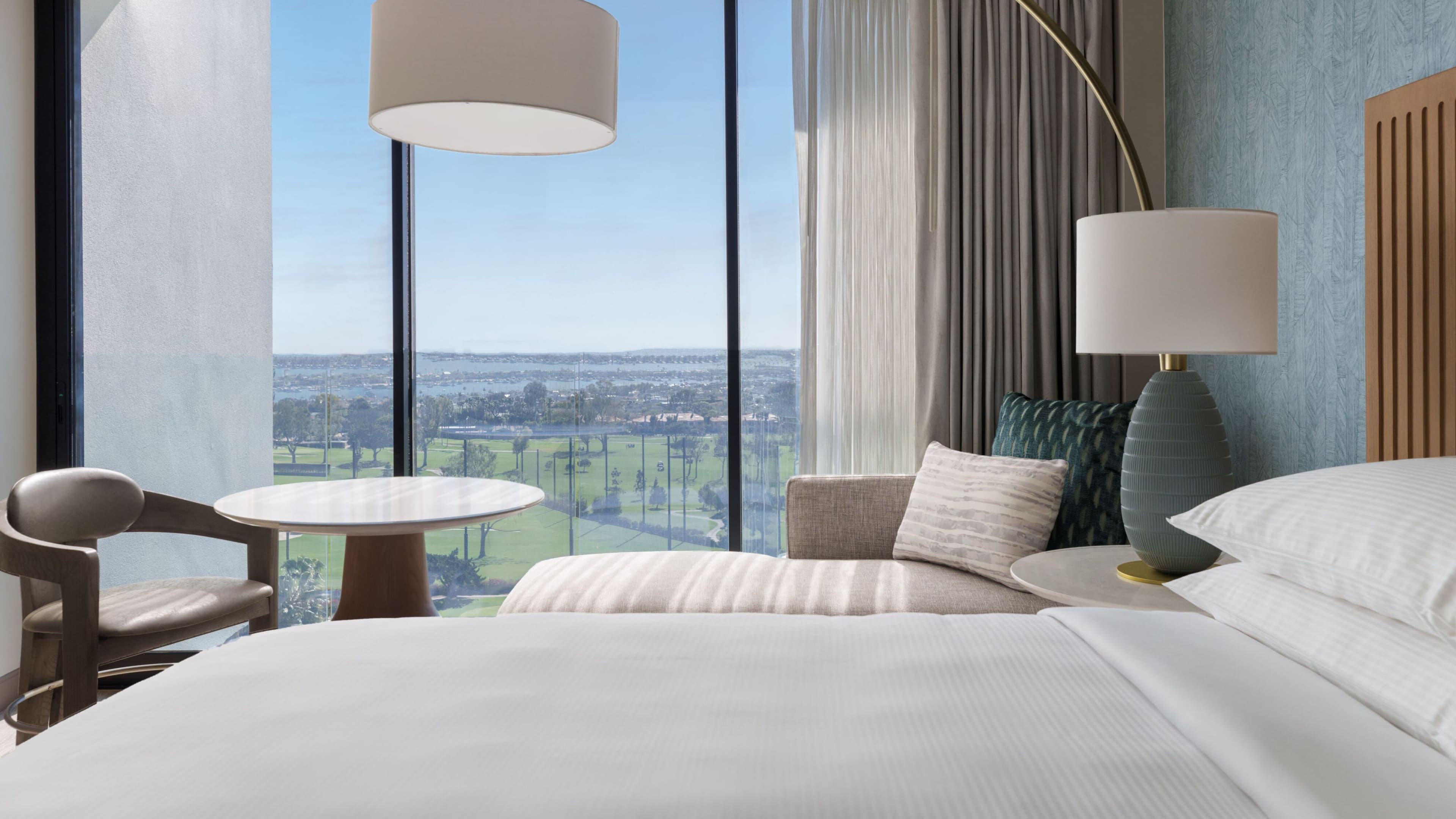VEA Newport Beach, A Marriott Resort & Spa — 12