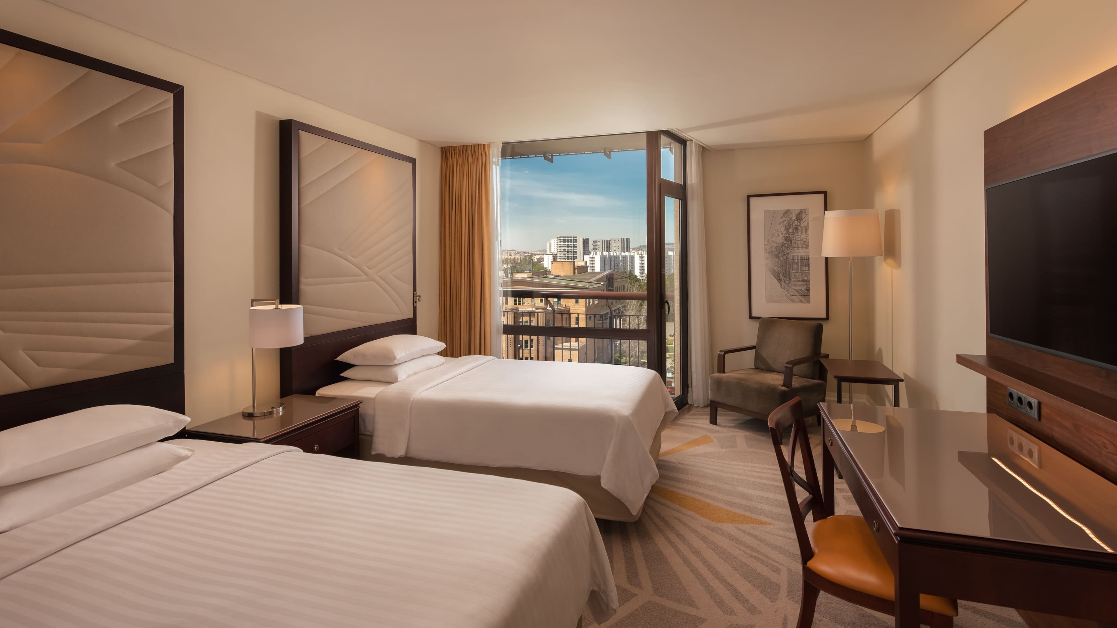 Lisbon Marriott Hotel — 60