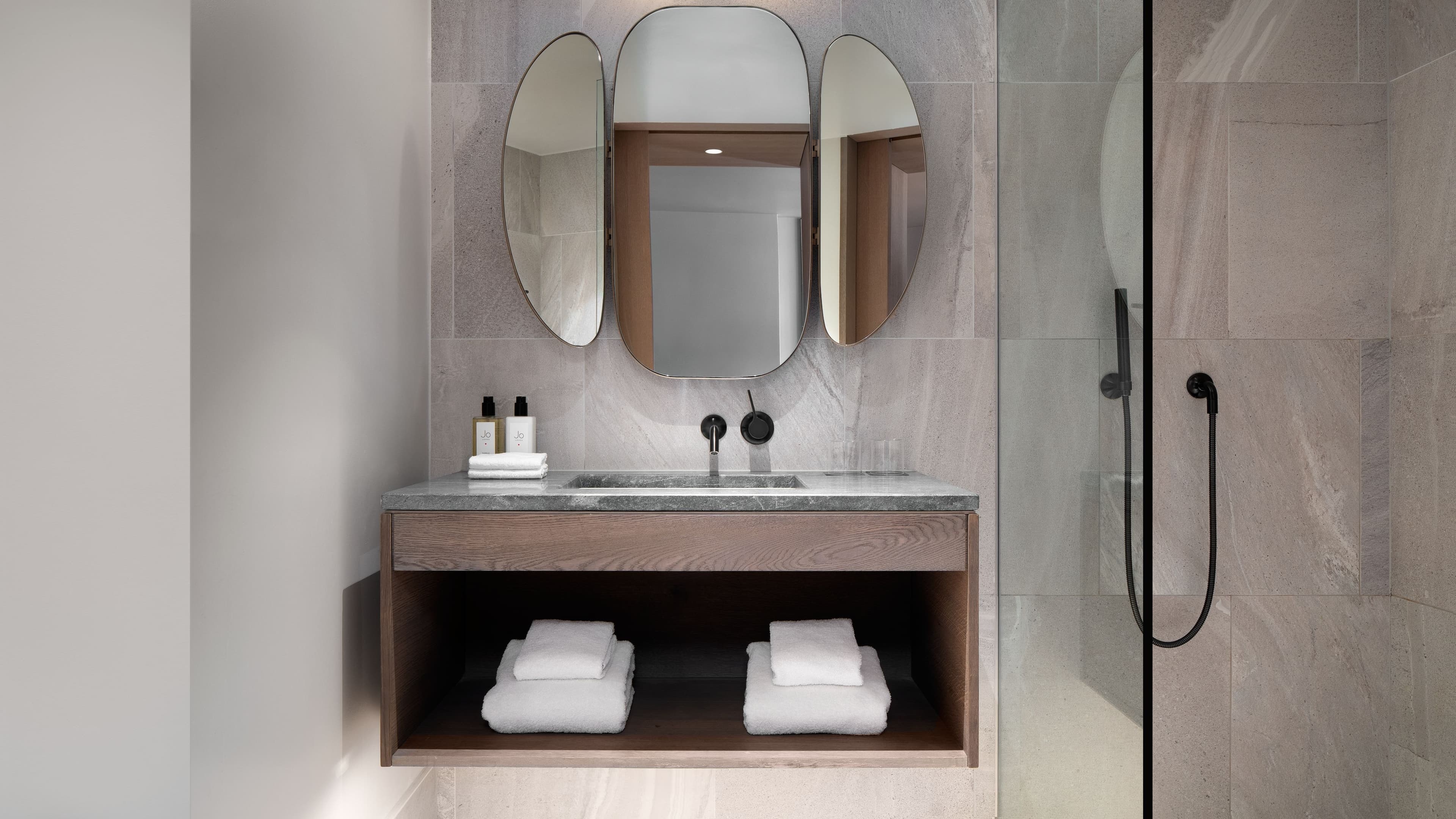 Holiday Inn London - Shepperton — 4