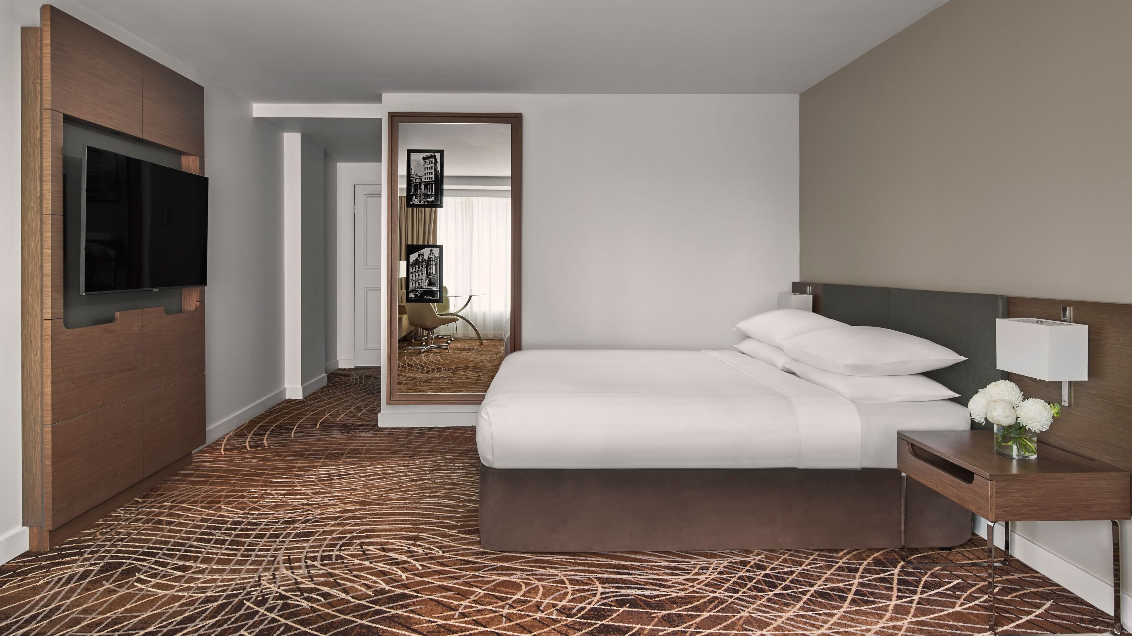 Melbourne Marriott Hotel - Image 2