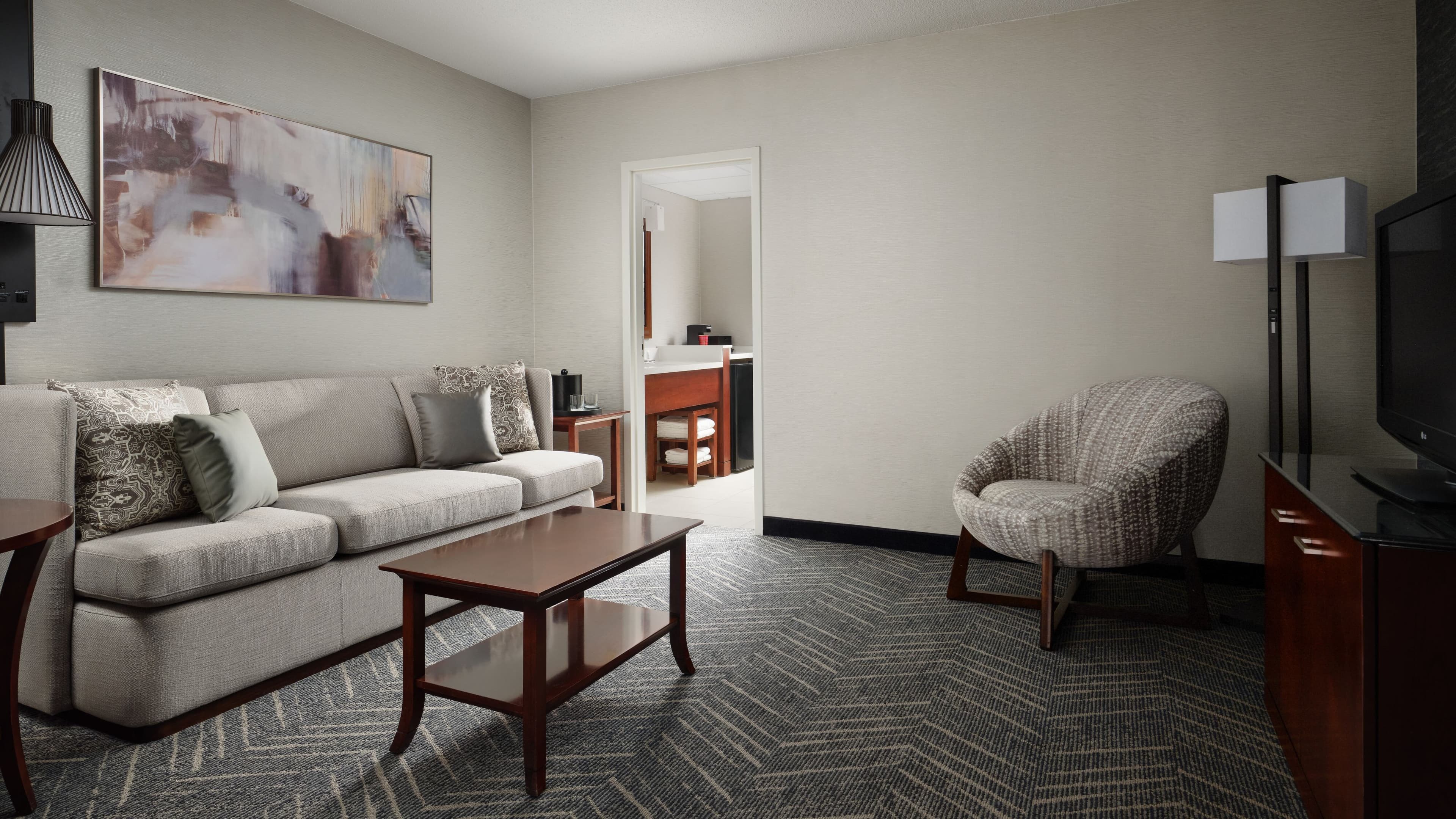 Minneapolis Marriott Northwest - Image 2