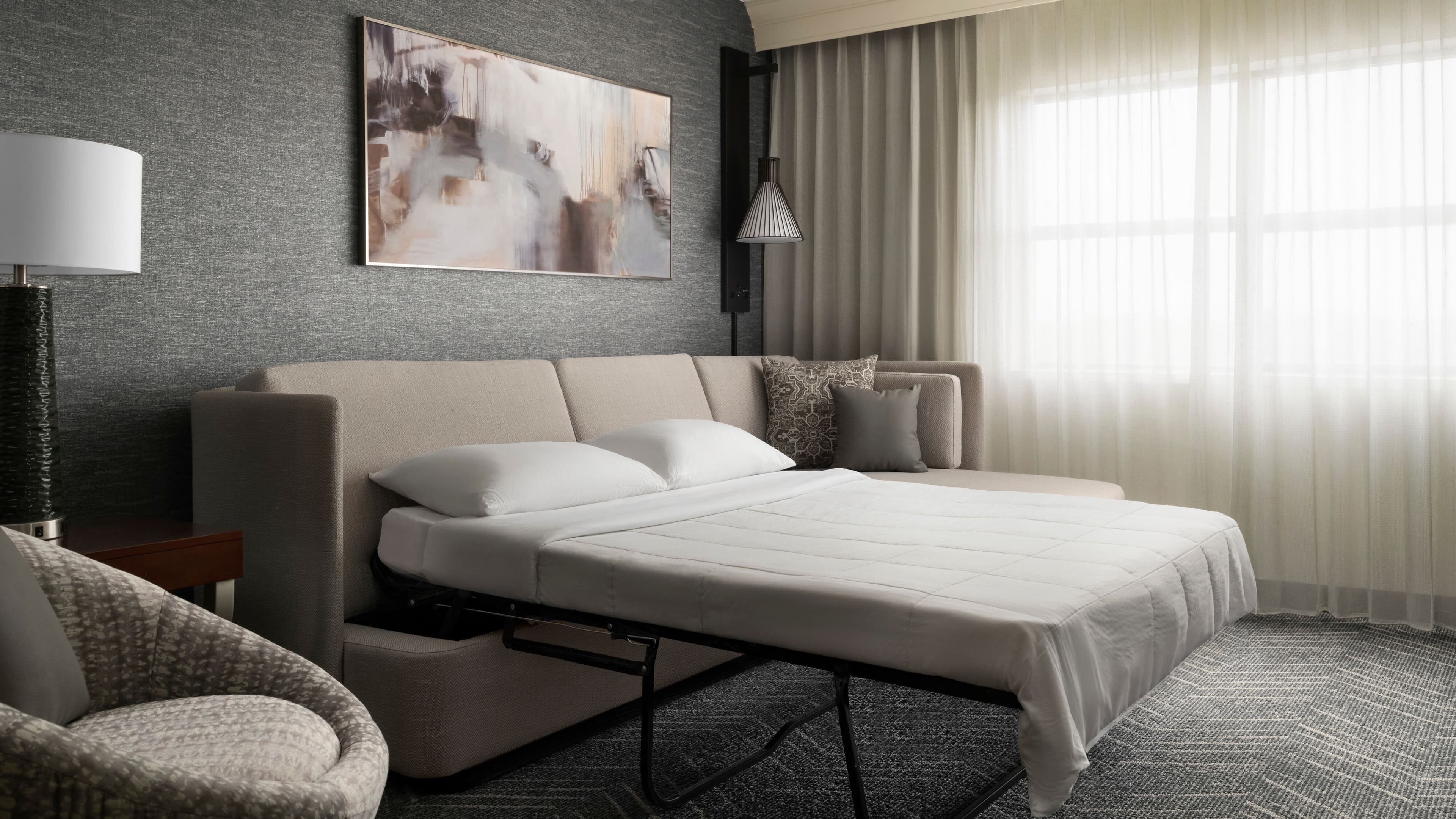 Separate Living Area - Image 3