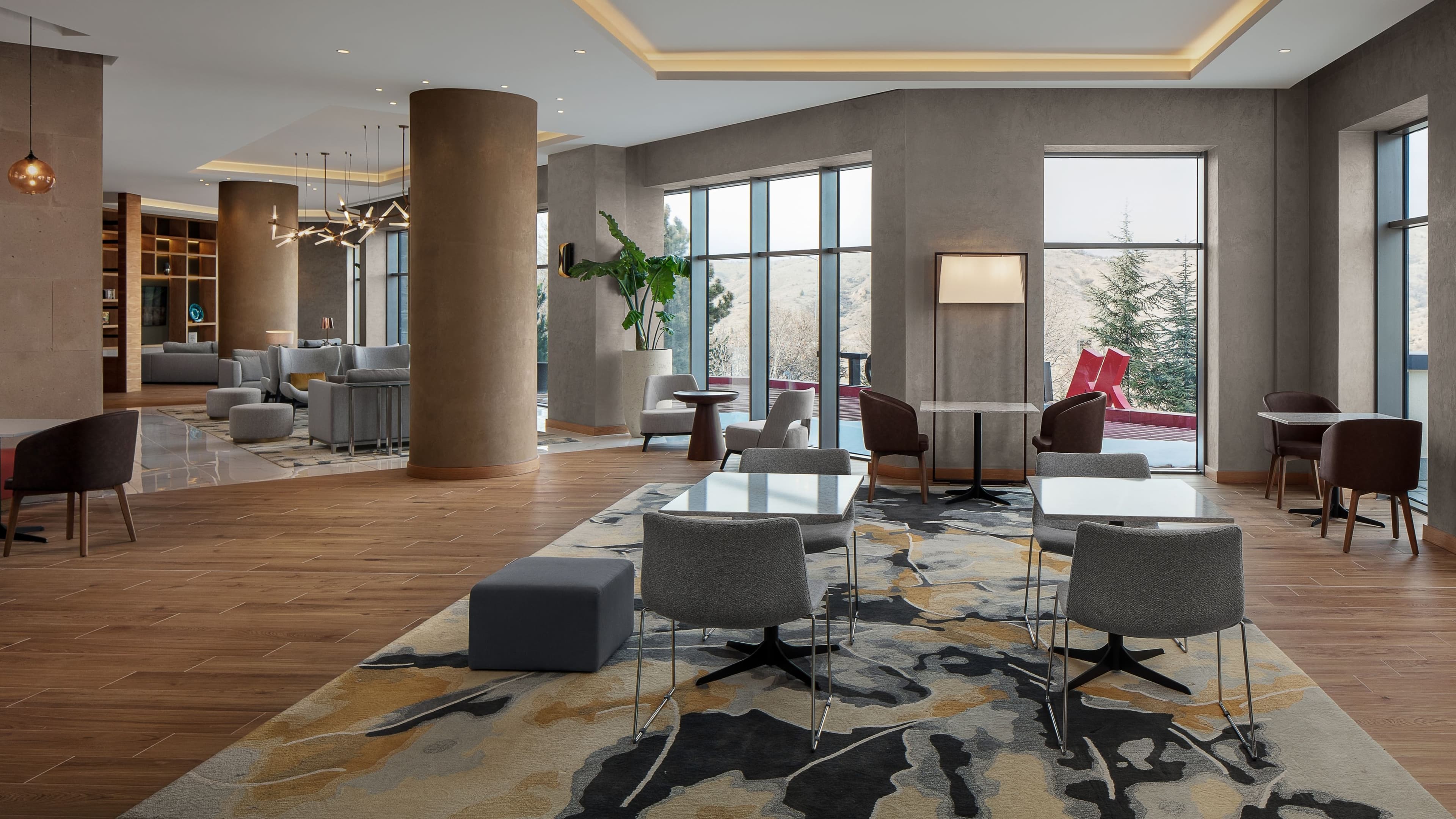 M Club King Room - Image 5
