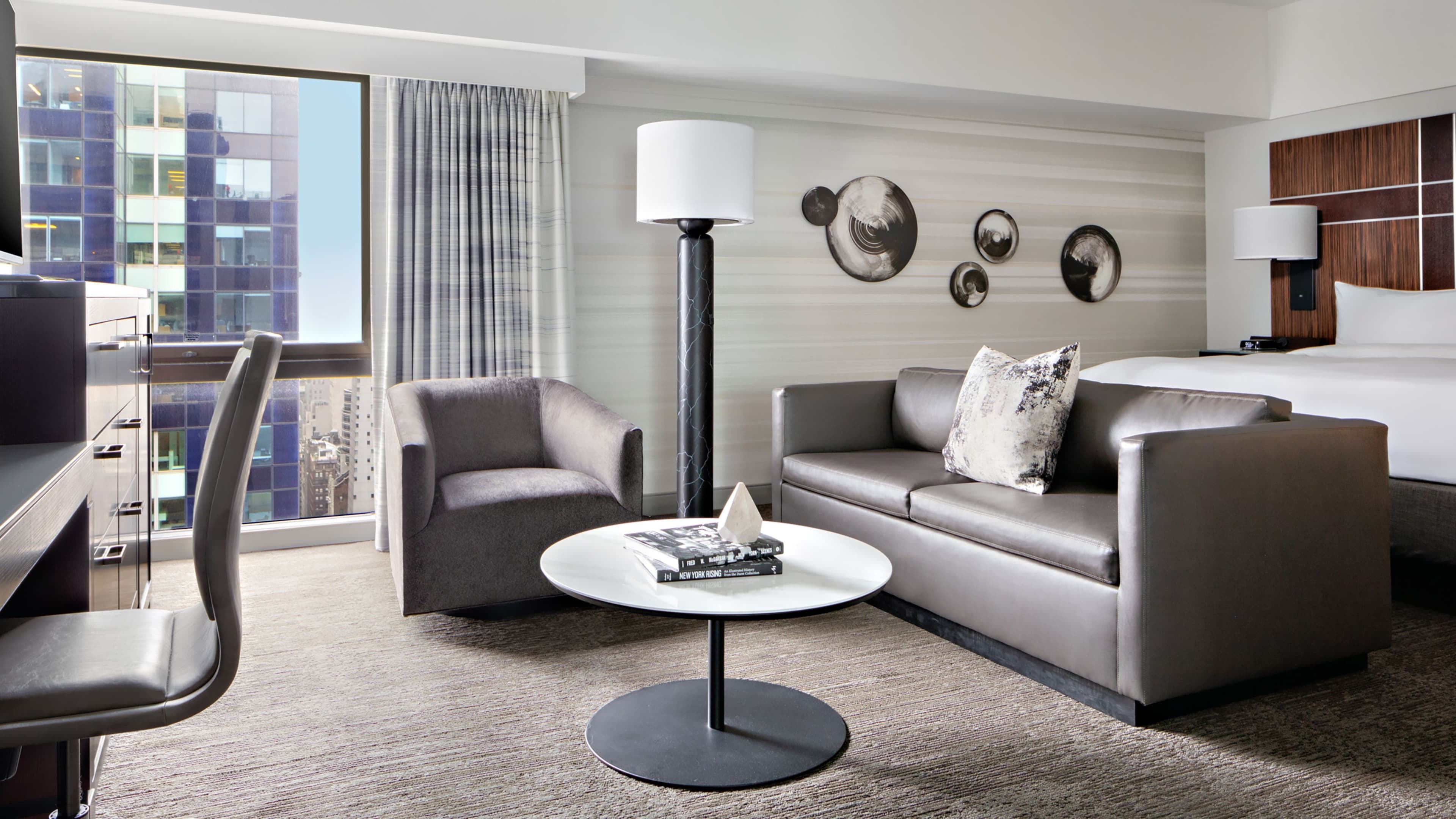 New York Marriott Marquis — 22