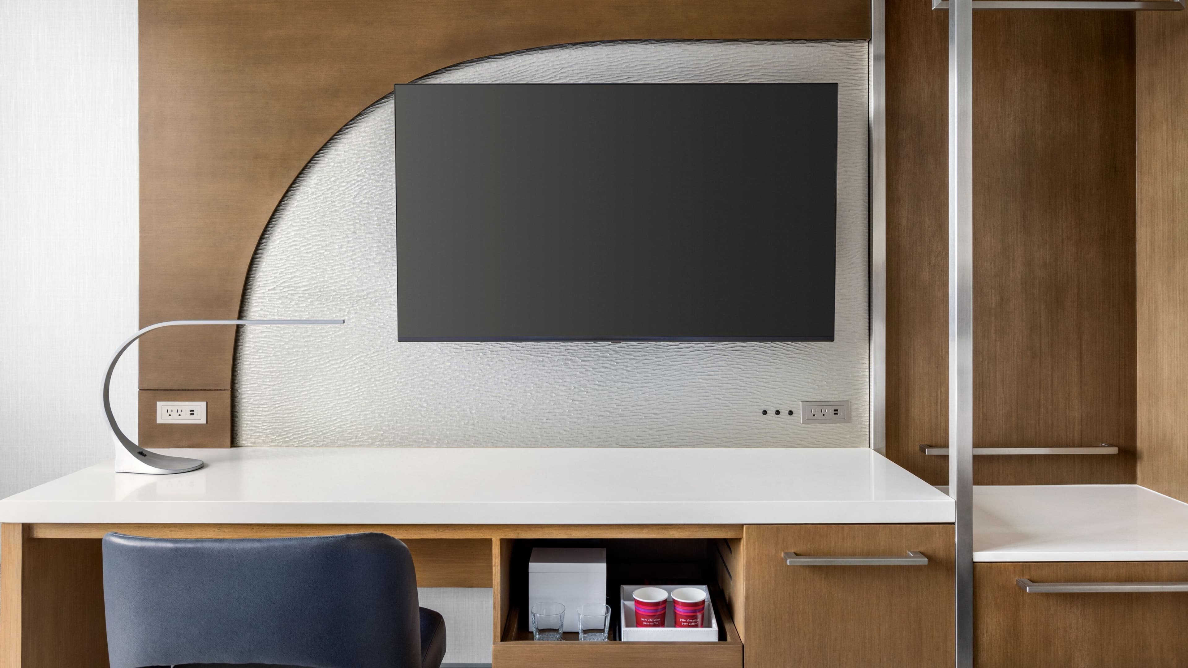 Standard - Image 3