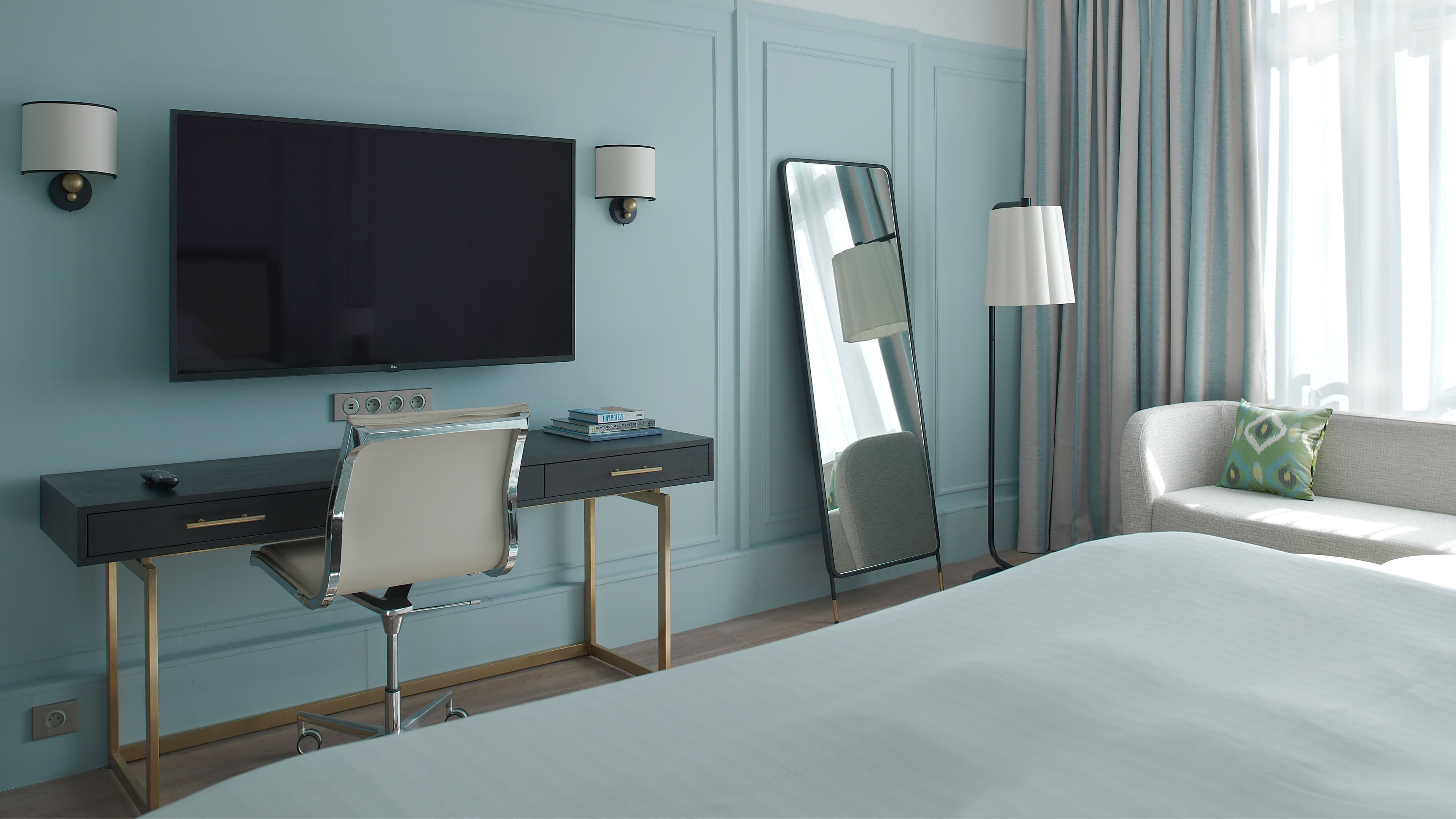 Junior Suite - Image 2