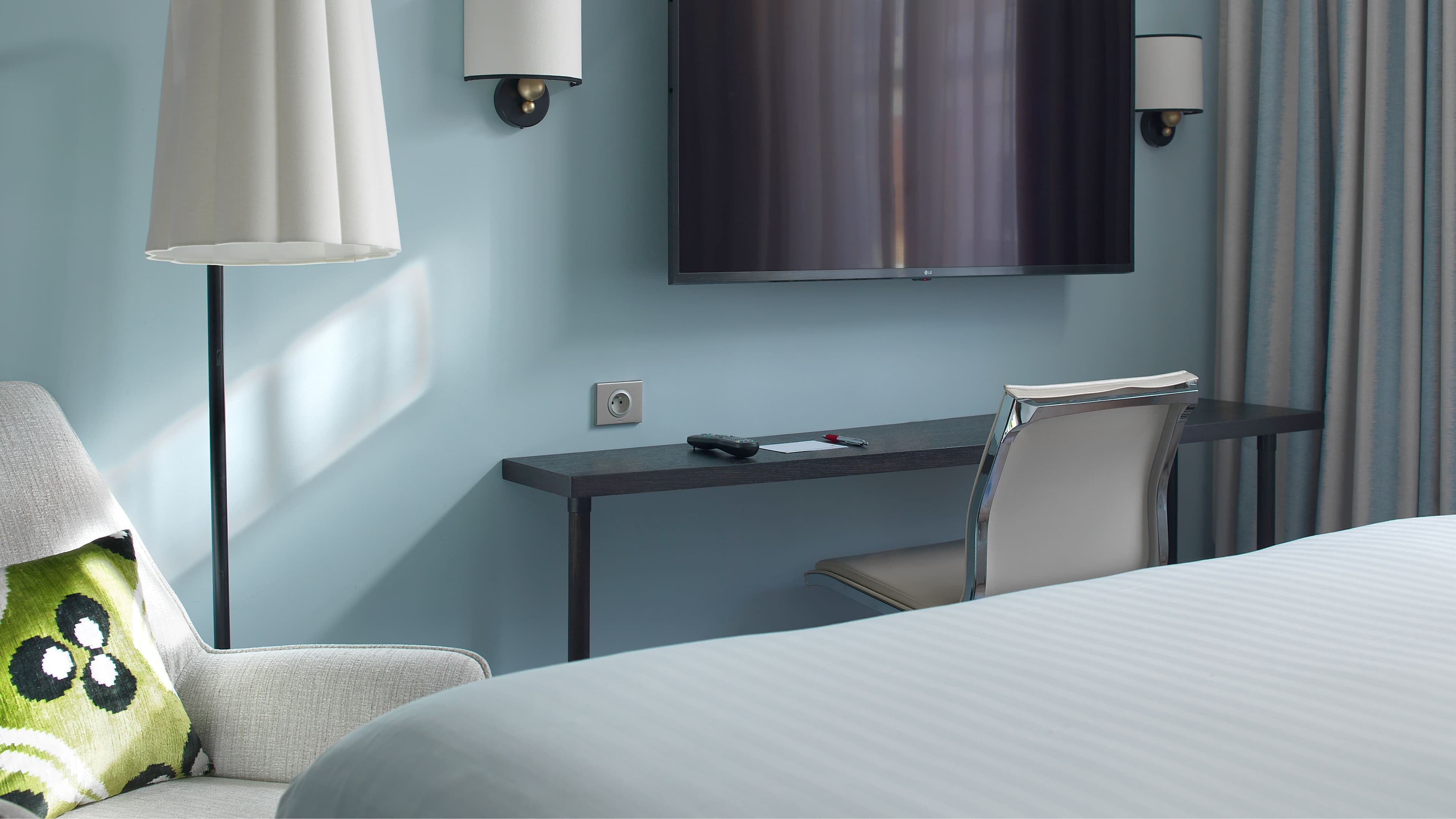 Superior Room King - Image 1