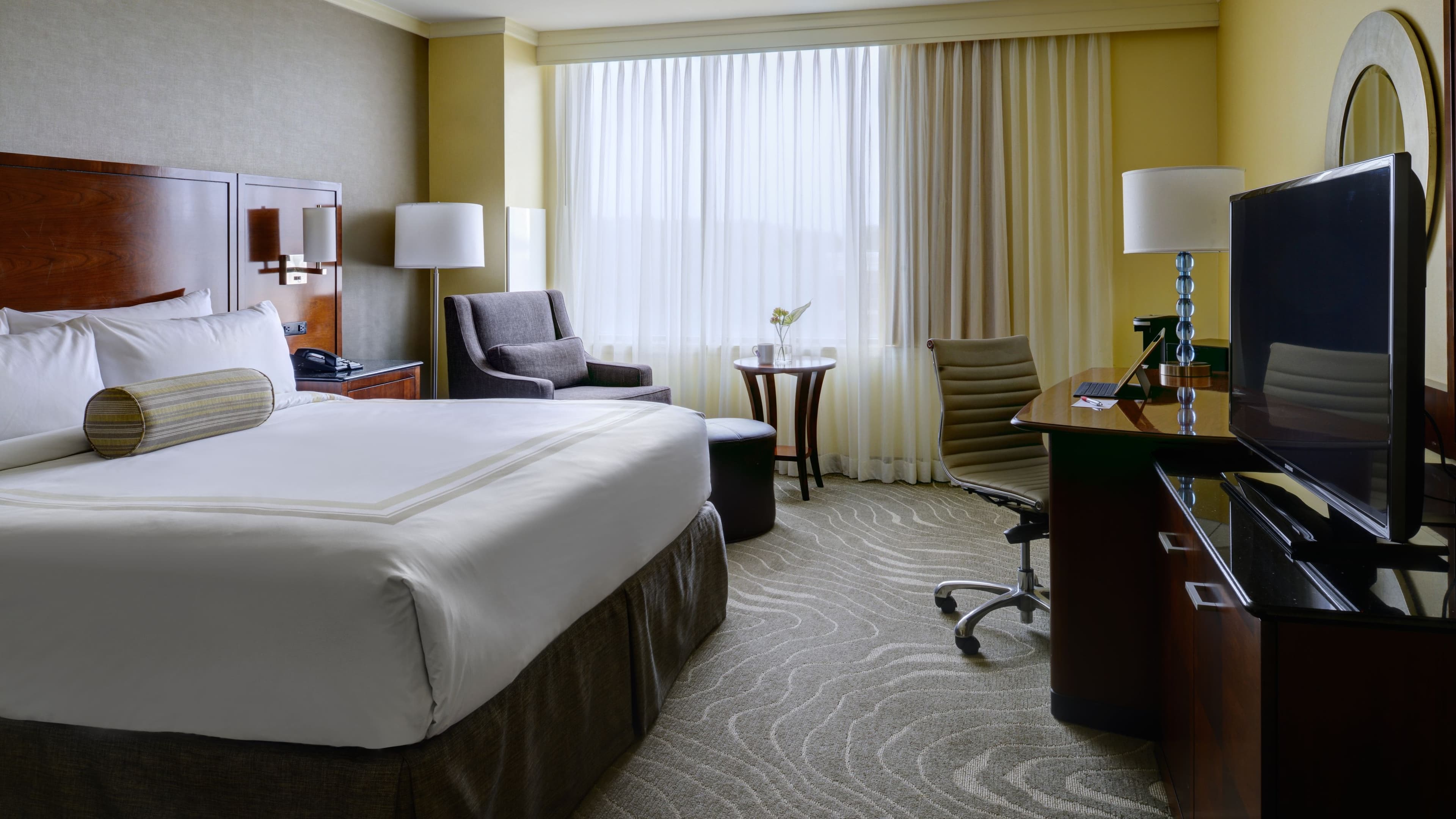 Newport News Marriott at City Center - Image 5