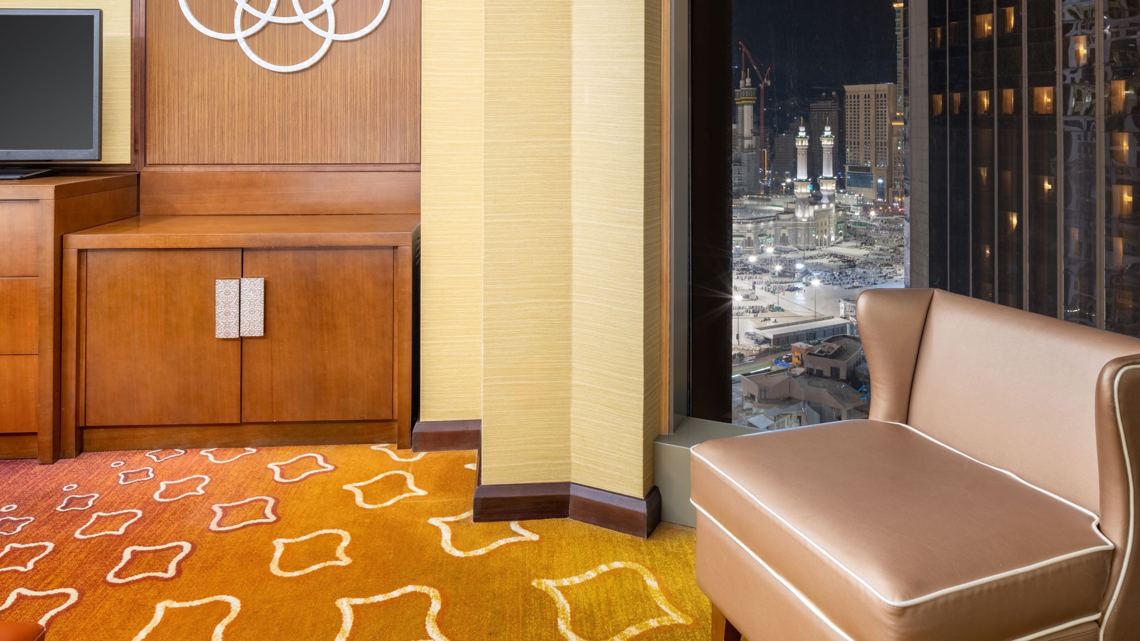 Deluxe Guest room - Image 3