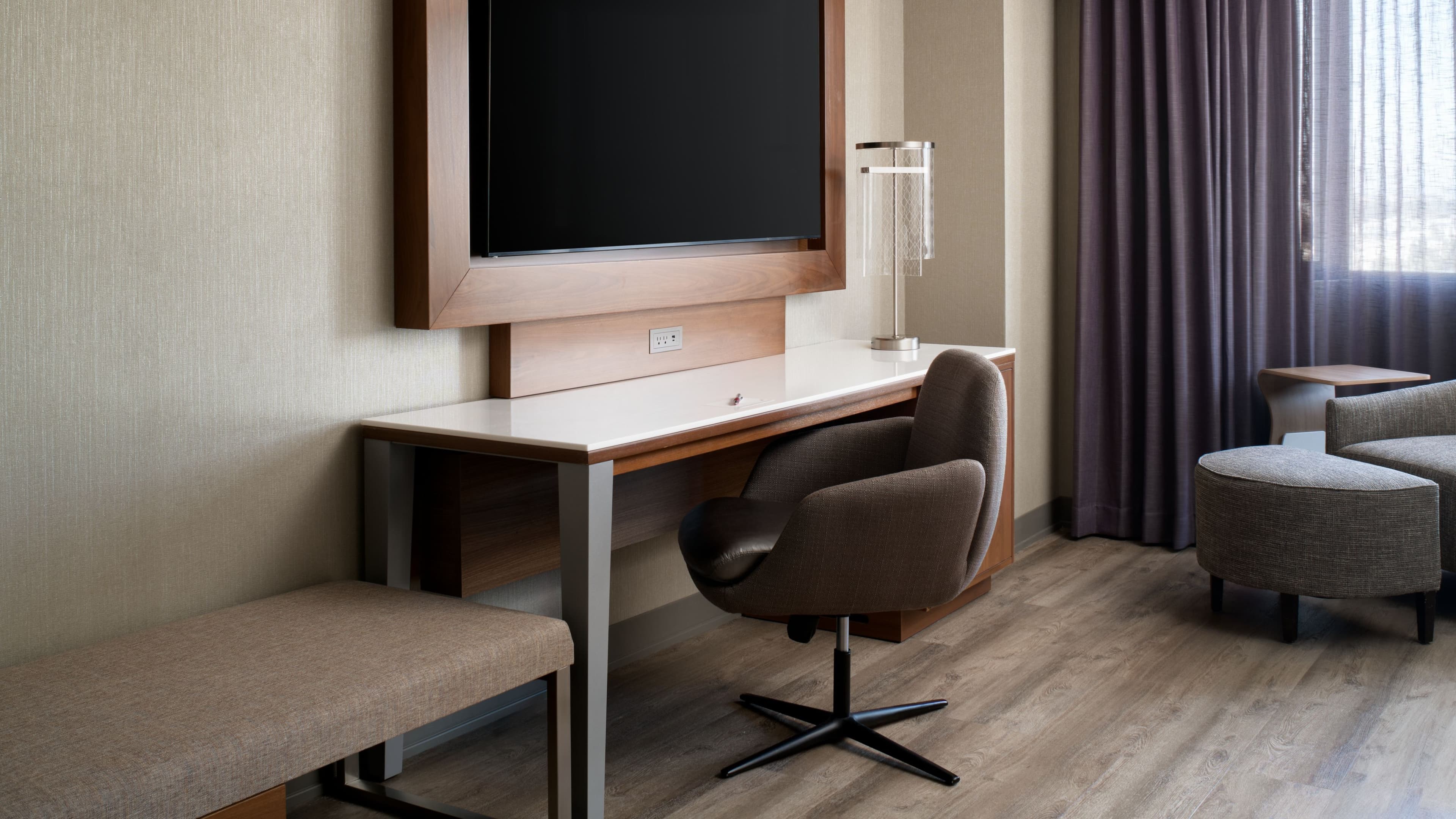 Guest Room WIth King - Image 2