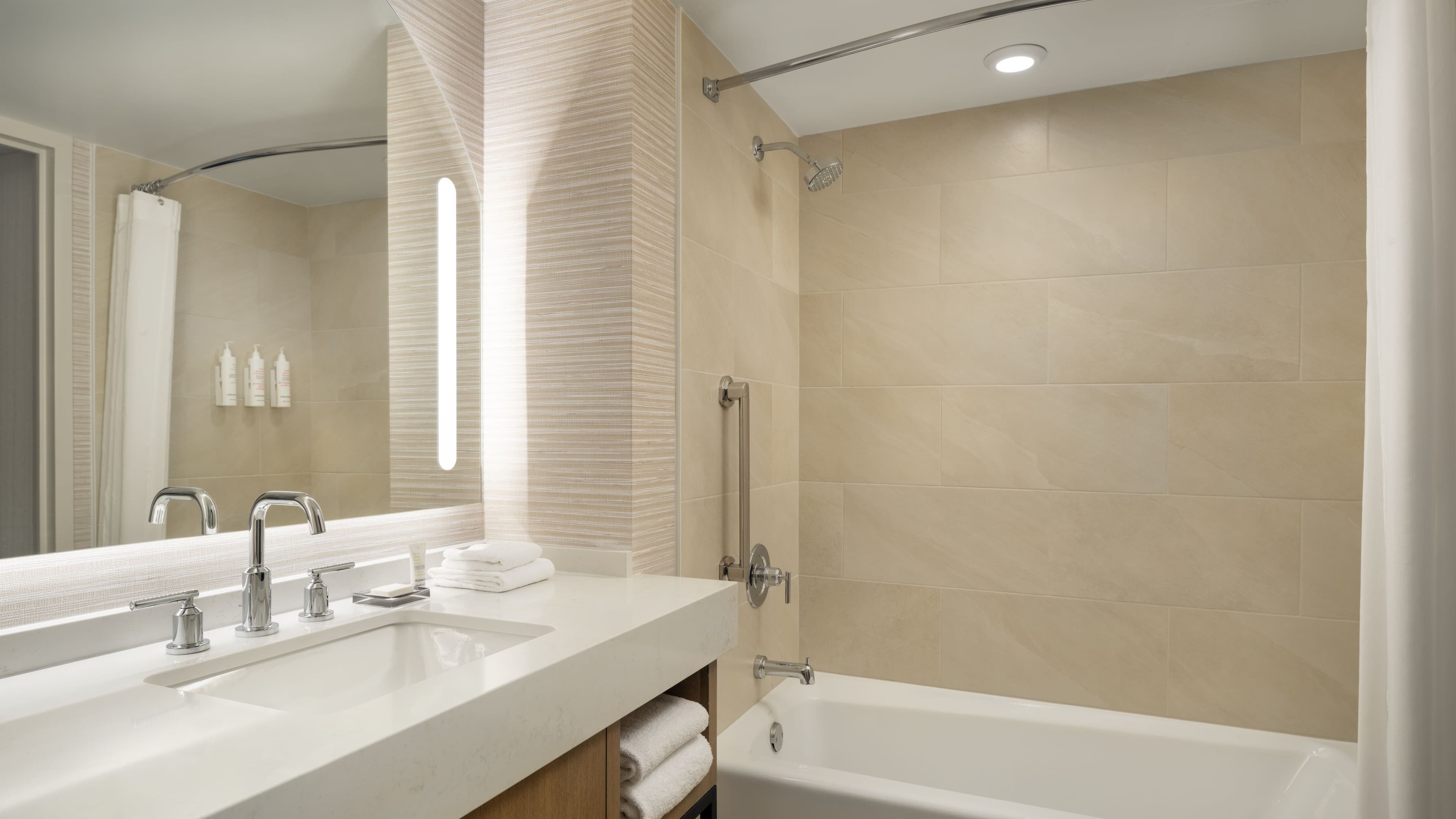 Marriott Marquis San Diego Marina — 21