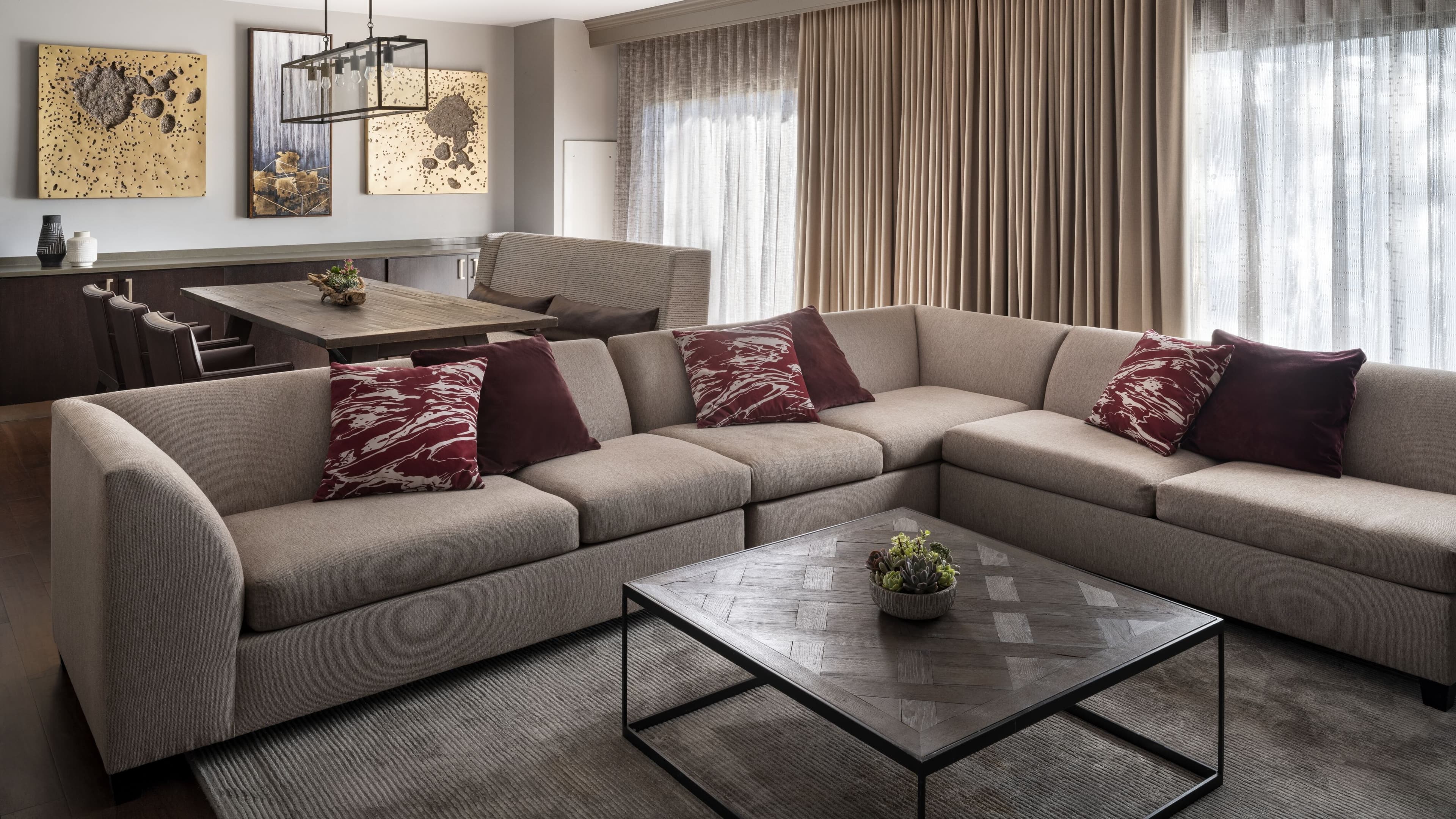 Holiday Inn Express & Suites San Francisco Fishermans Wharf — 90