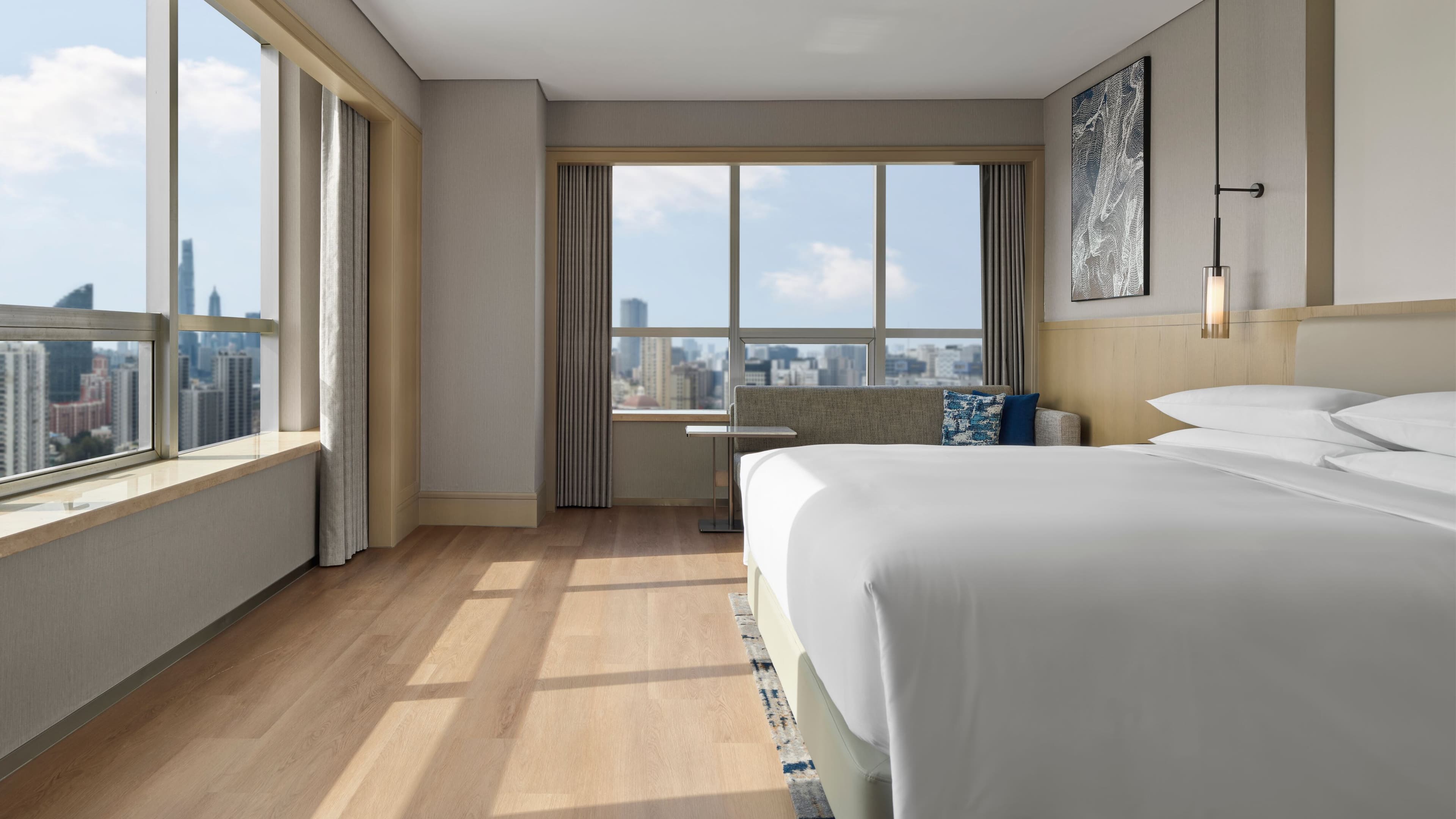 Shanghai Marriott Hotel Yangpu Riverside - Image 3