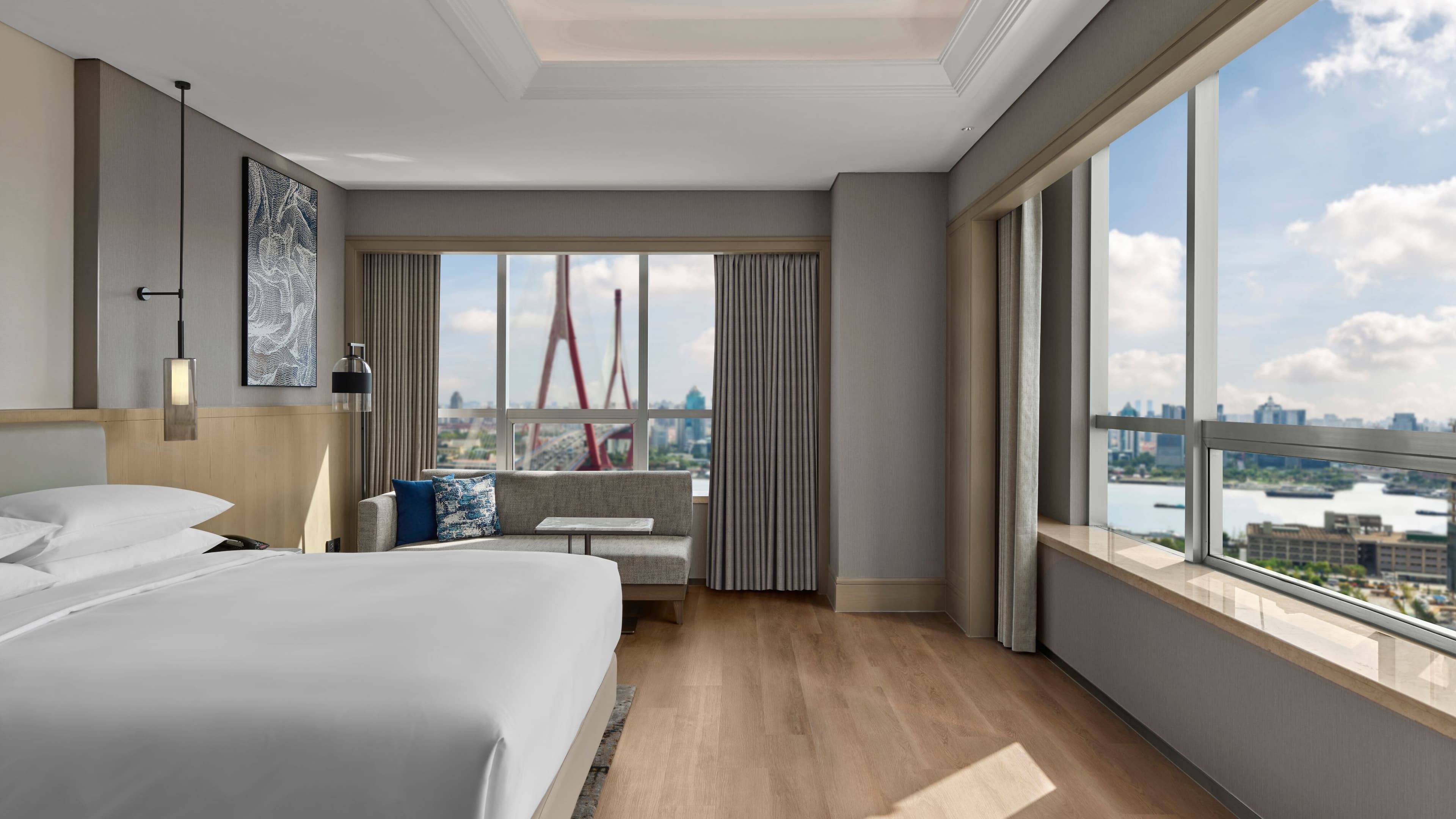 Shanghai Marriott Hotel Yangpu Riverside - Image 5