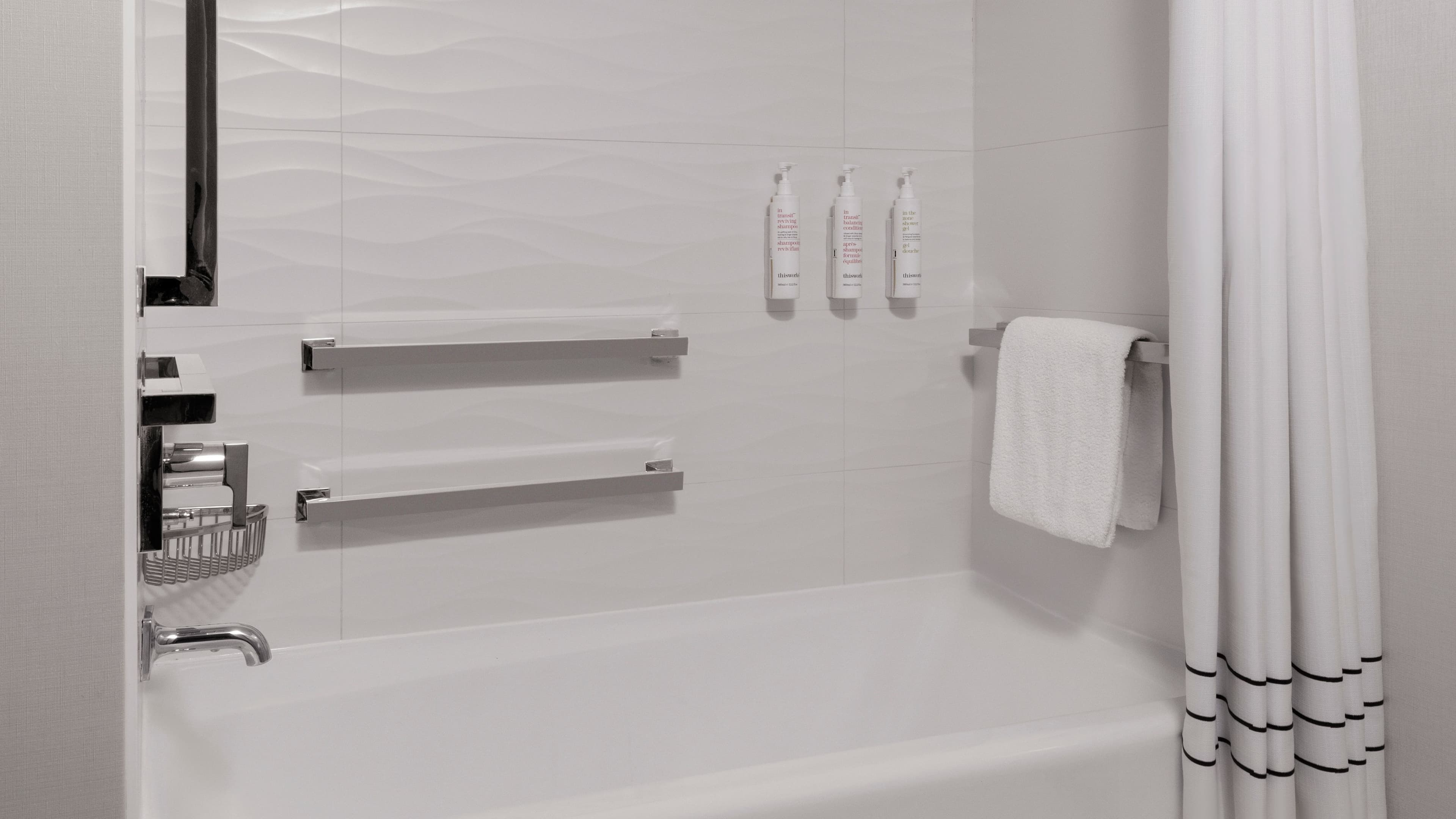 Anaheim Marriott Suites - Image 5