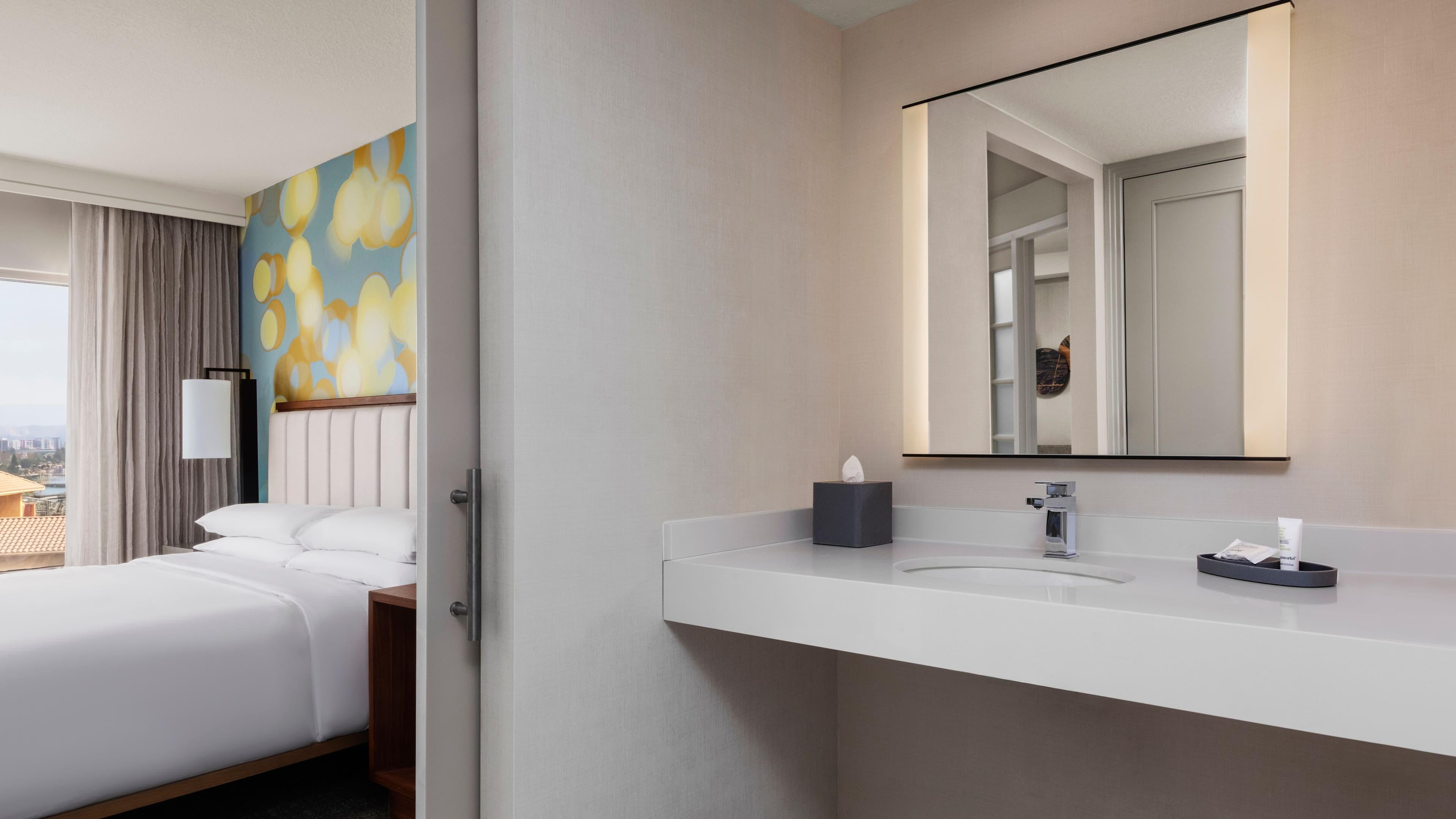 Suite - Image 5